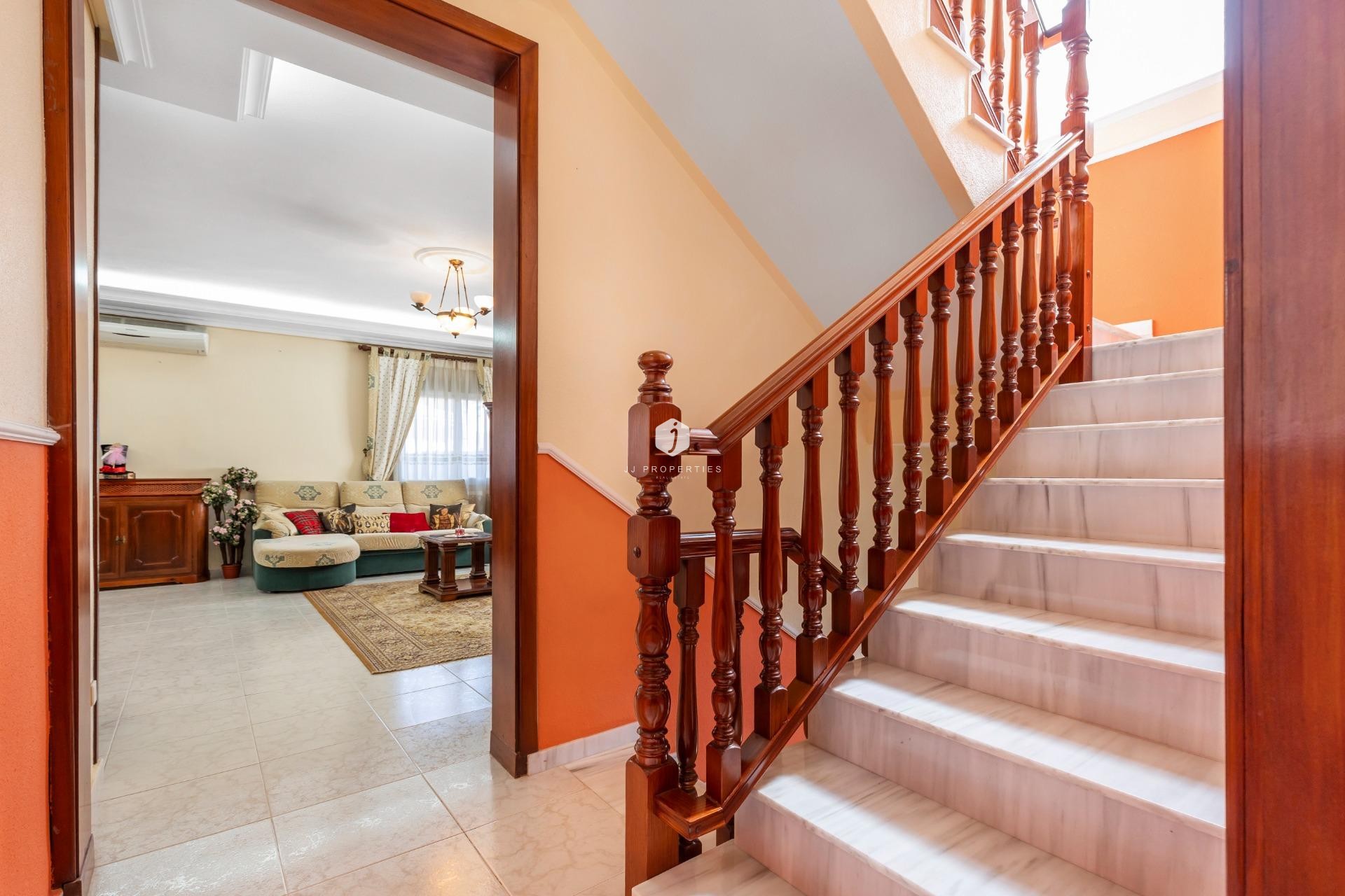 Z drugiej ręki - Villa -
Rojales - Pueblo Bravo