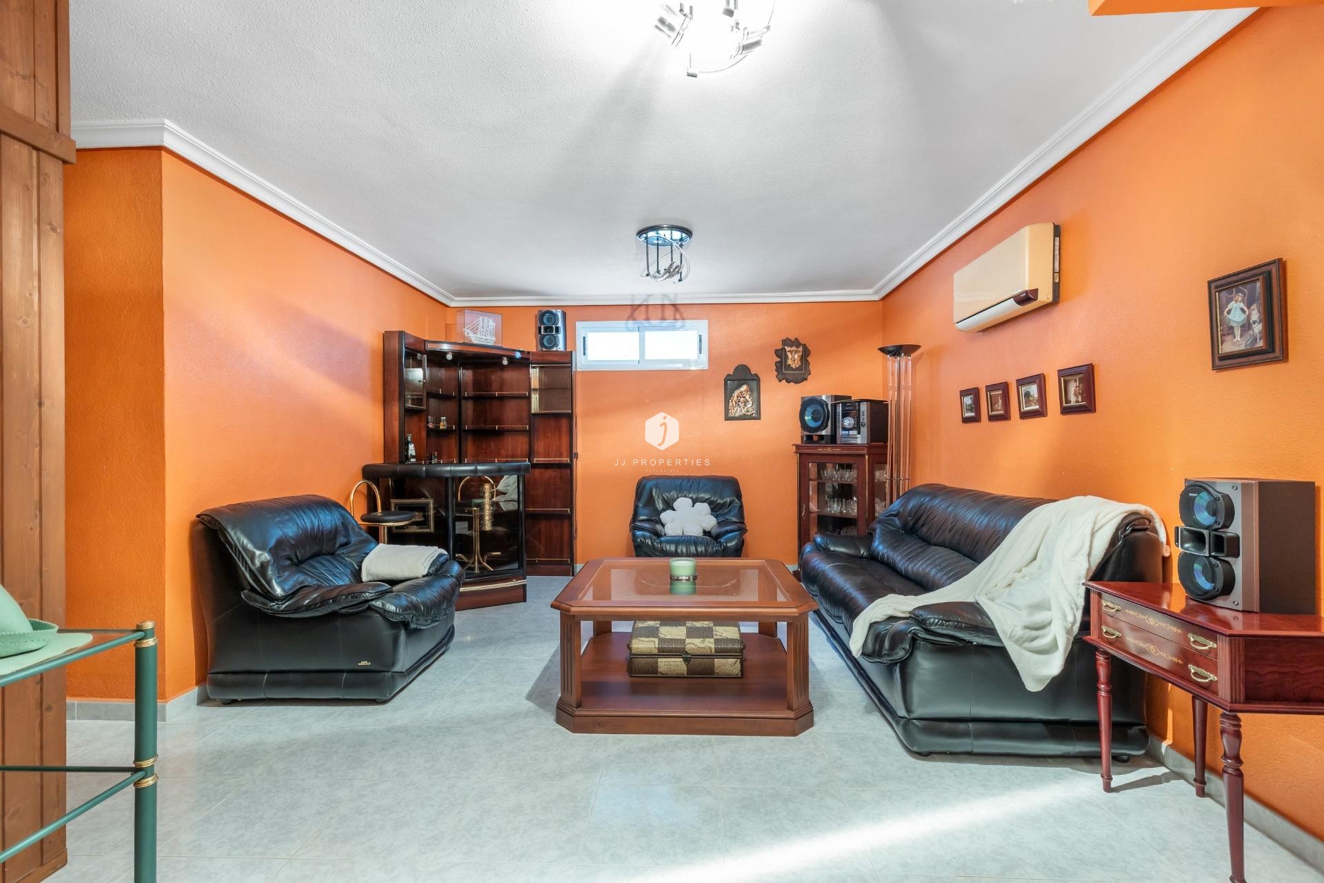 Z drugiej ręki - Villa -
Rojales - Pueblo Bravo