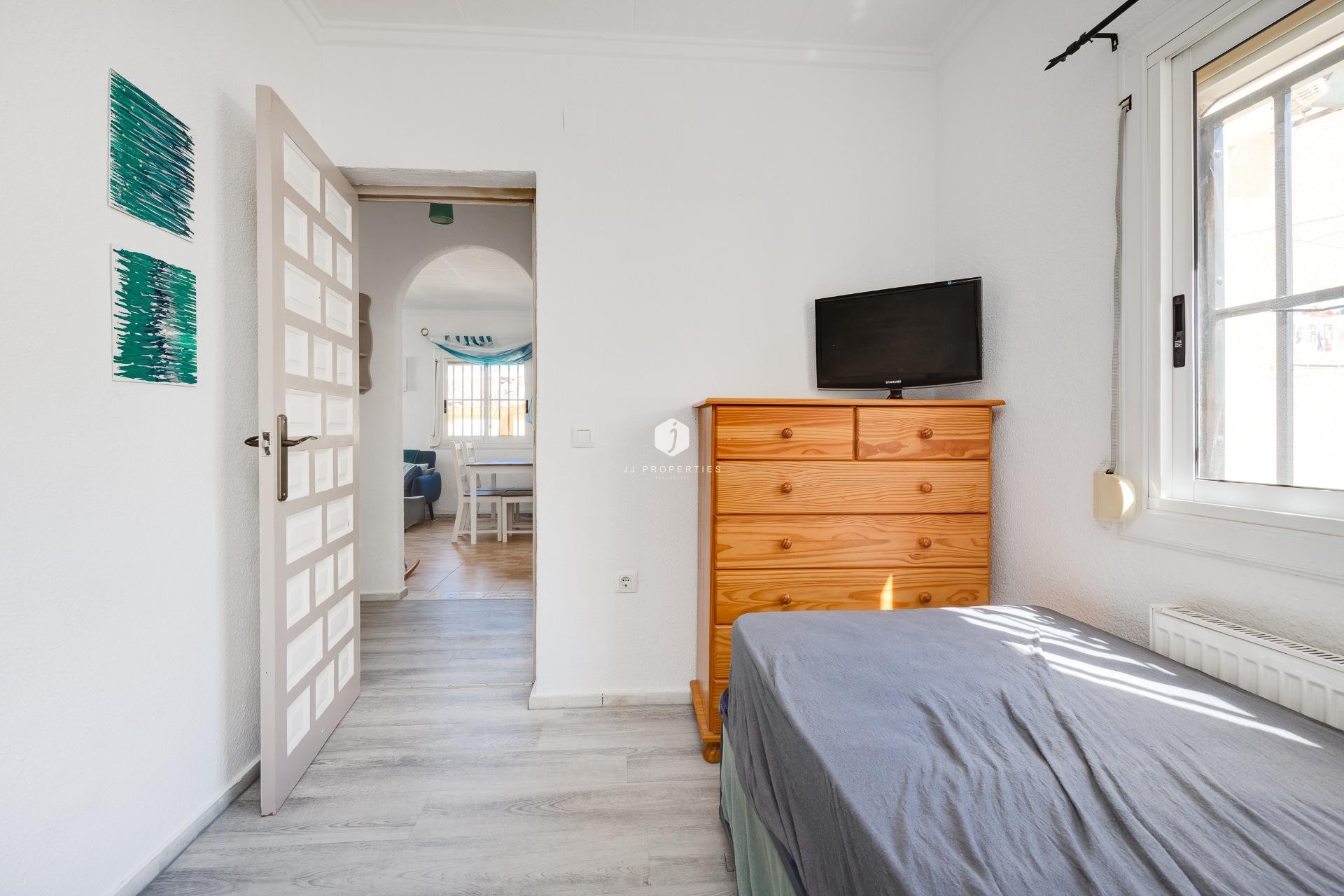 Z drugiej ręki - Villa -
San Fulgencio - La Marina