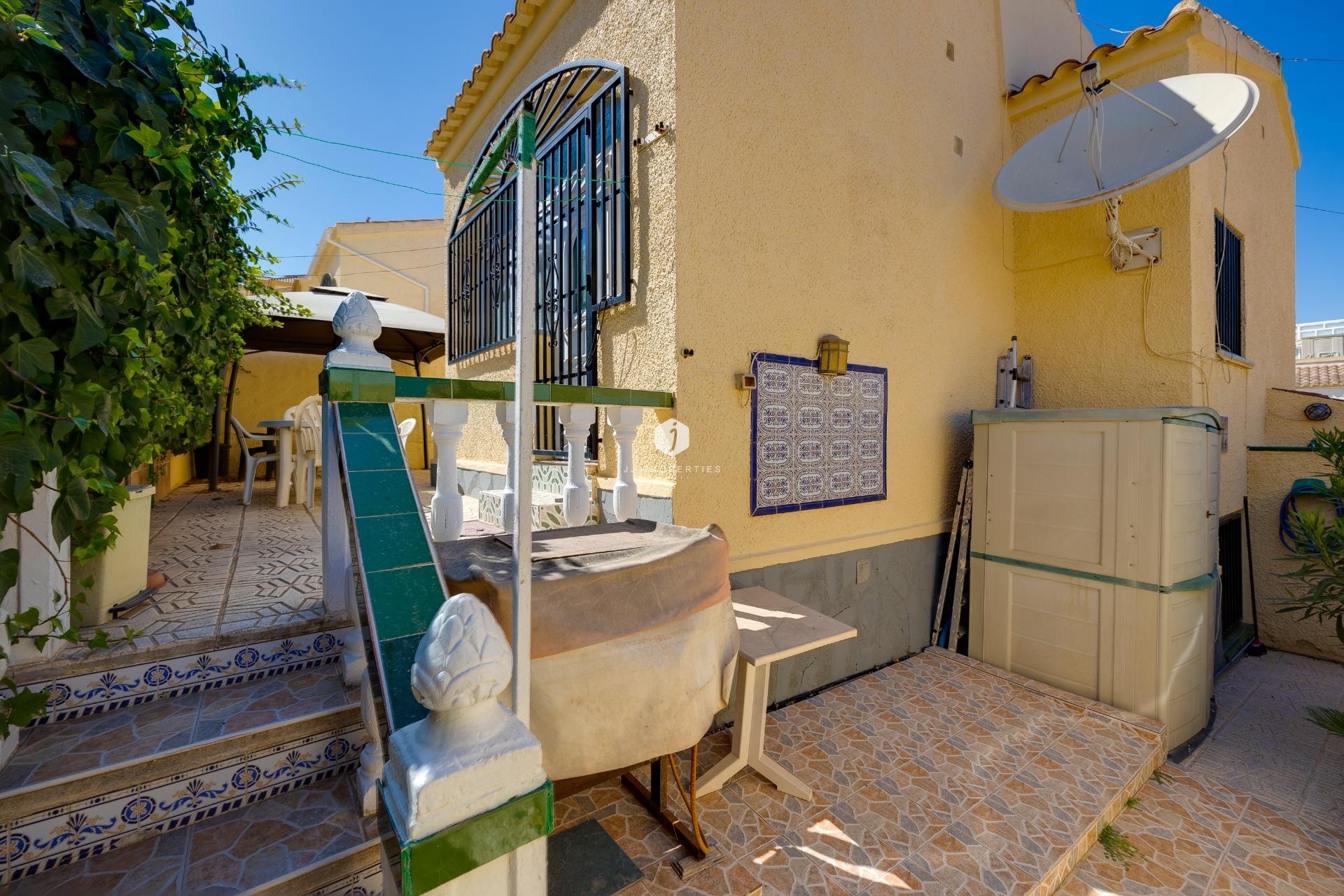 Z drugiej ręki - Villa -
San Fulgencio - La Marina