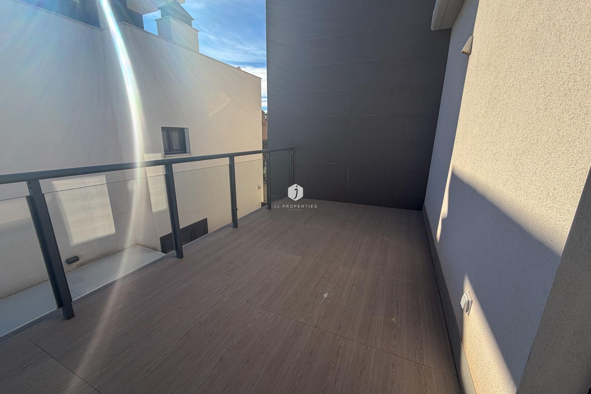 Z drugiej ręki - Villa -
San Miguel de Salinas - Bellavista