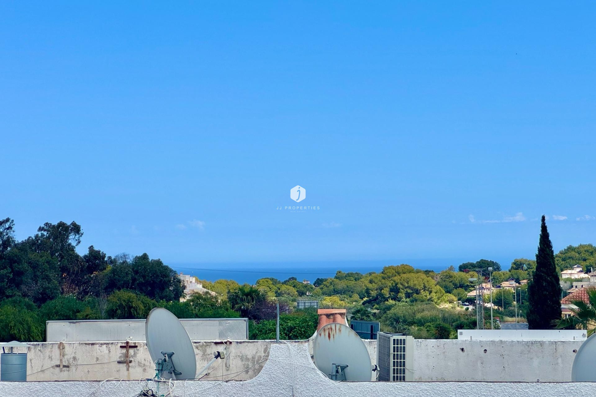 Z drugiej ręki - Villa -
San Miguel de Salinas - Blue Lagoon - Galán