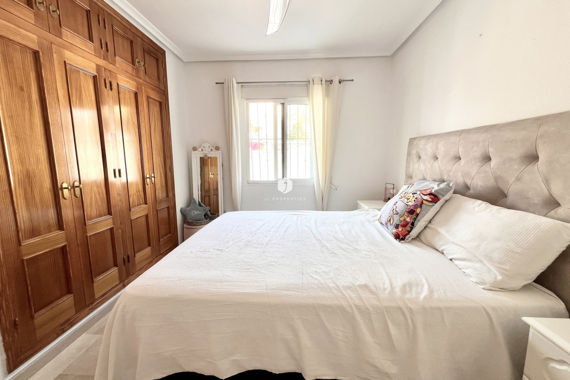 Z drugiej ręki - Villa -
San Miguel de Salinas - Inland