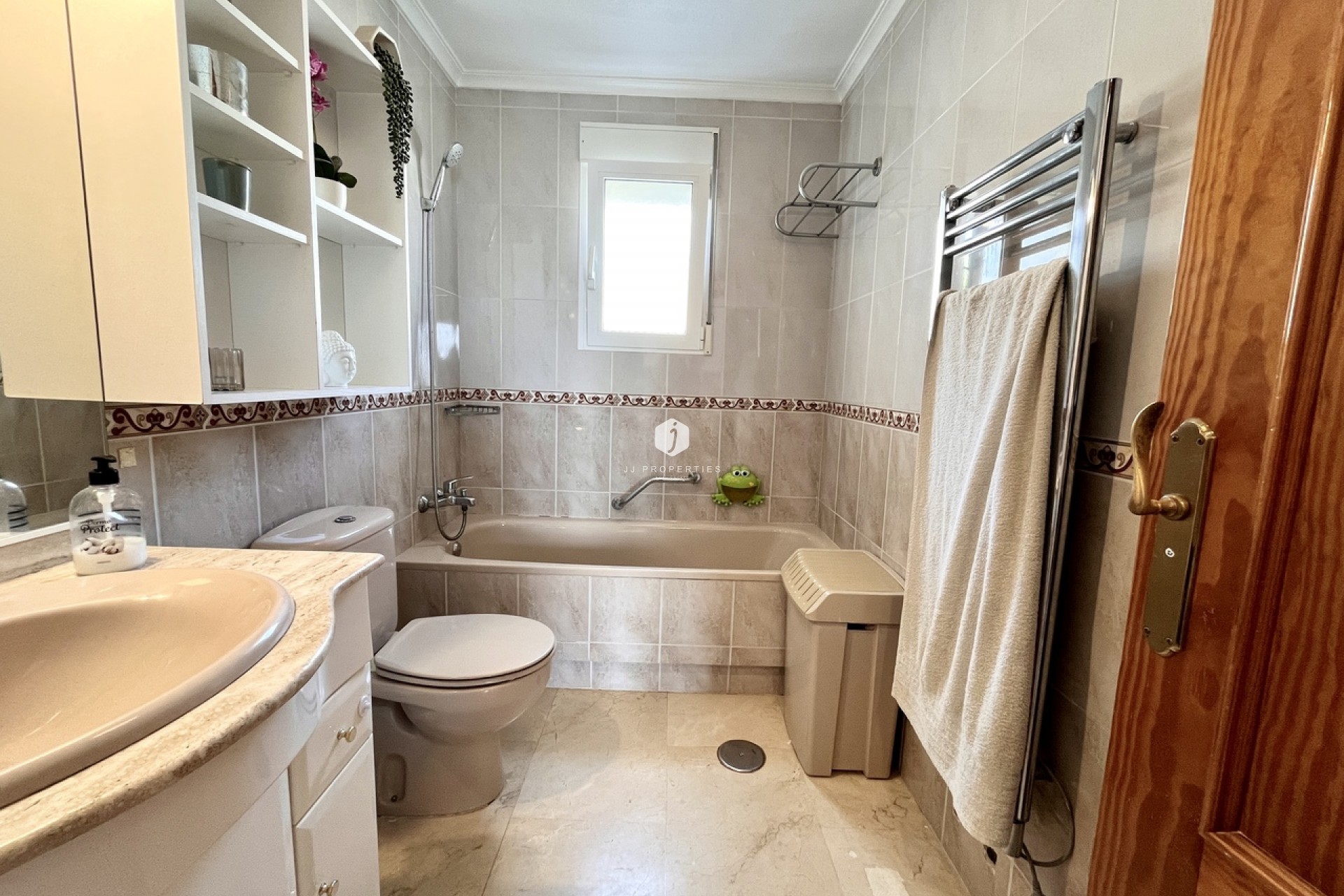 Z drugiej ręki - Villa -
San Miguel de Salinas - Inland