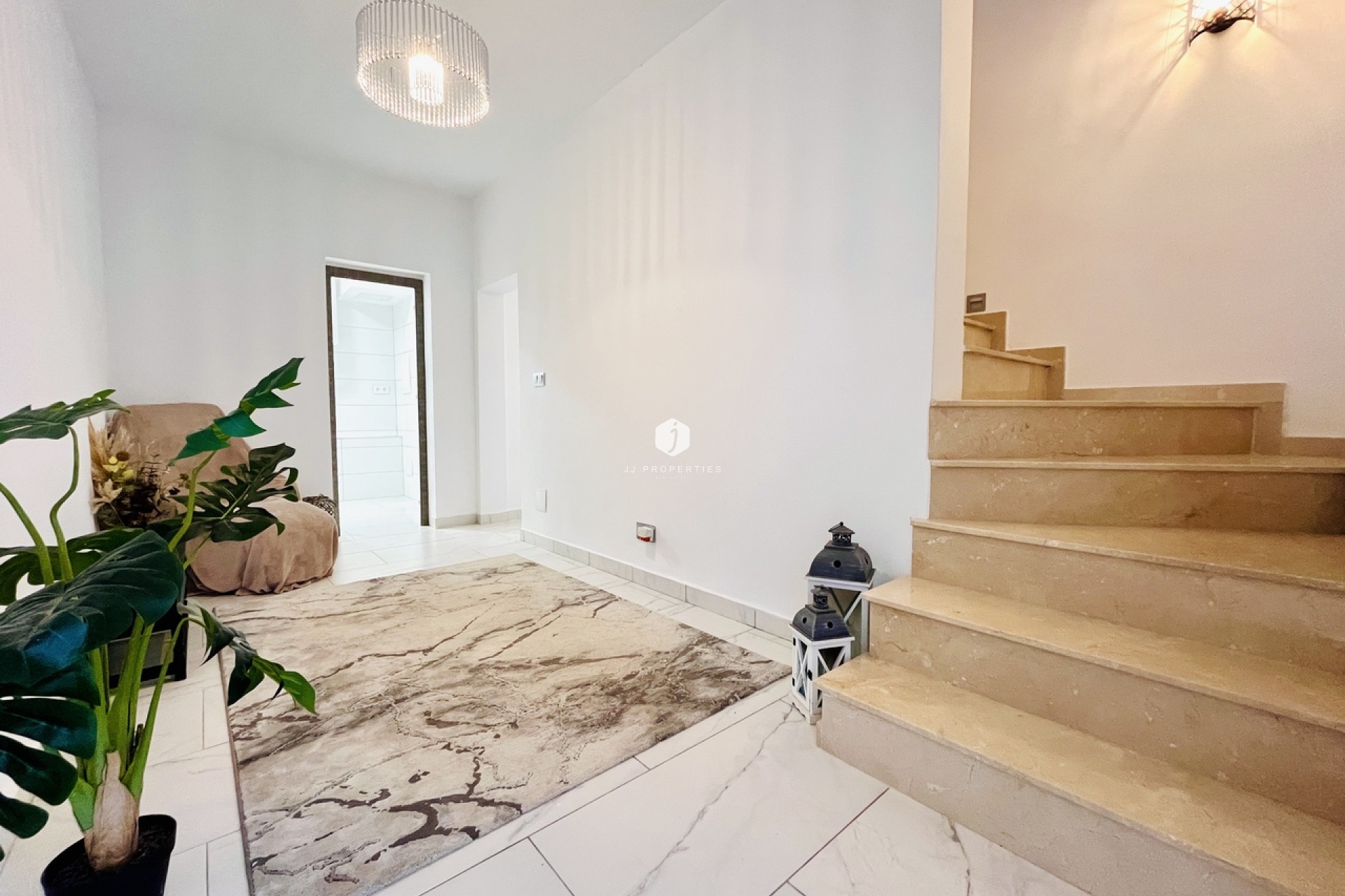 Z drugiej ręki - Villa -
San Miguel de Salinas - Inland