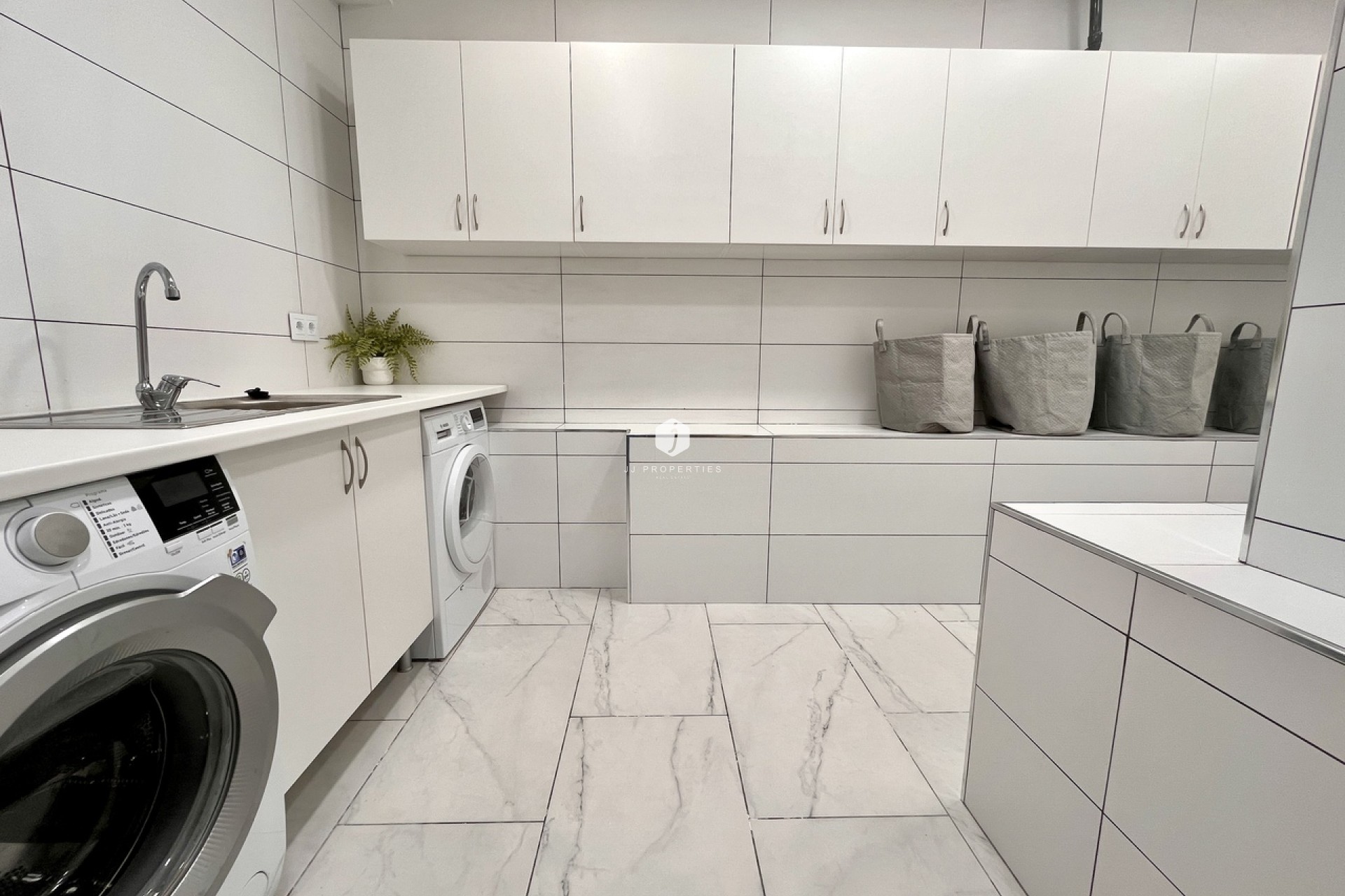 Z drugiej ręki - Villa -
San Miguel de Salinas - Inland