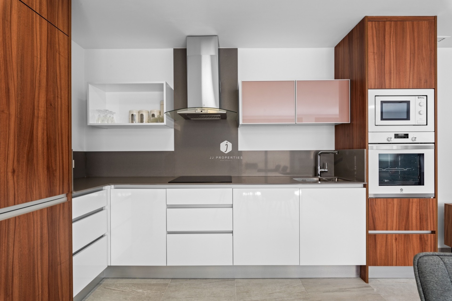 Z drugiej ręki - Villa -
San Miguel de Salinas - Inland