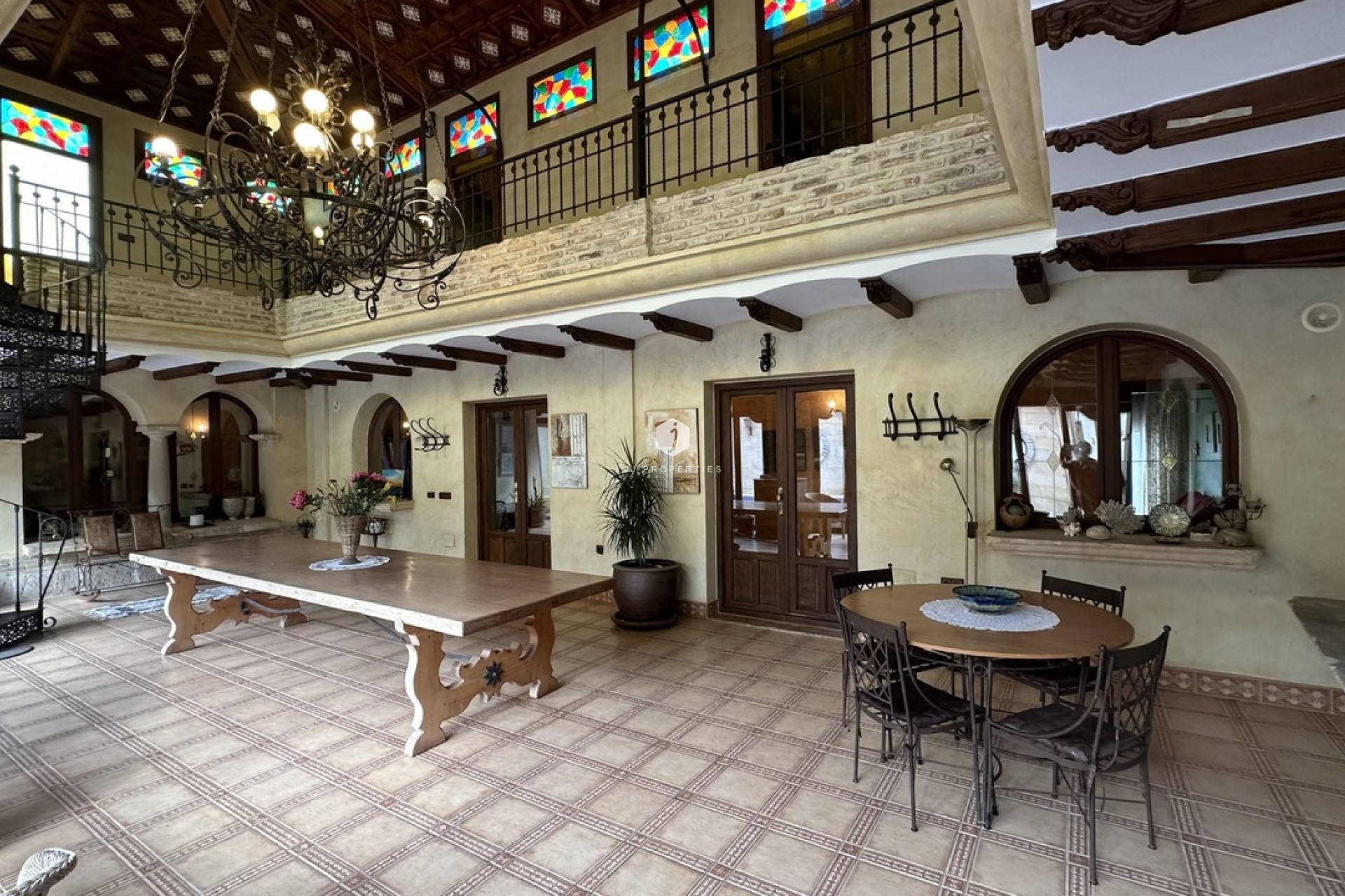 Z drugiej ręki - Villa -
San Miguel de Salinas - Inland