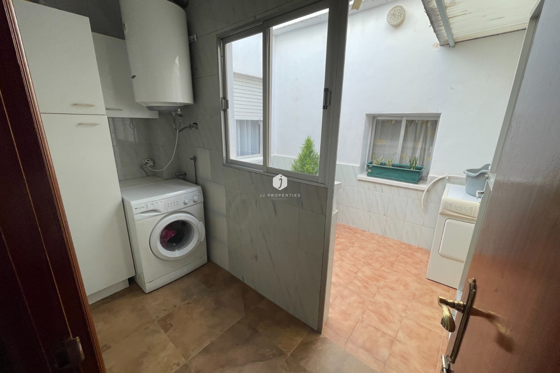 Z drugiej ręki - Villa -
San Miguel de Salinas - Inland