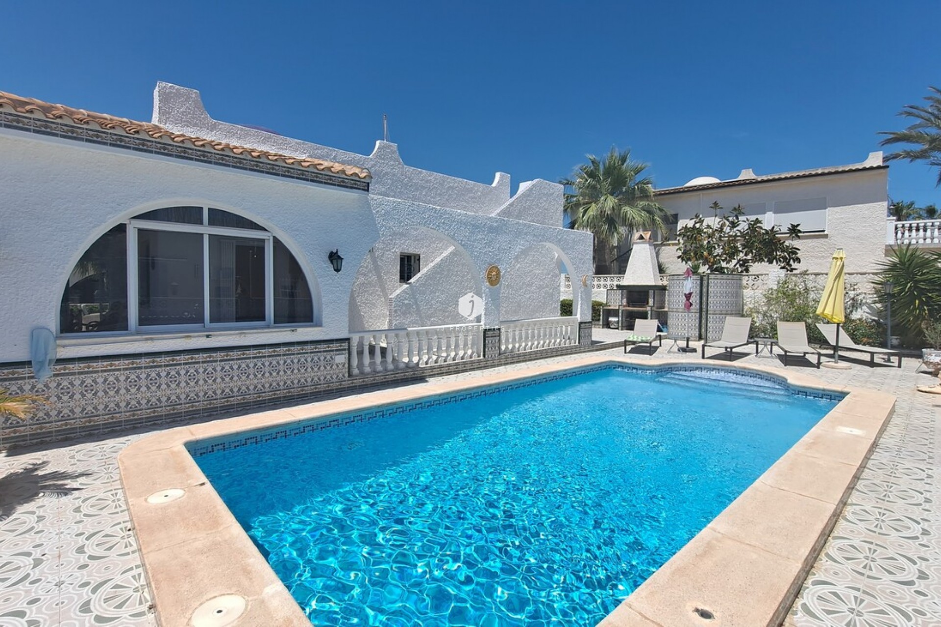 Z drugiej ręki - Villa -
San Miguel de Salinas - Inland