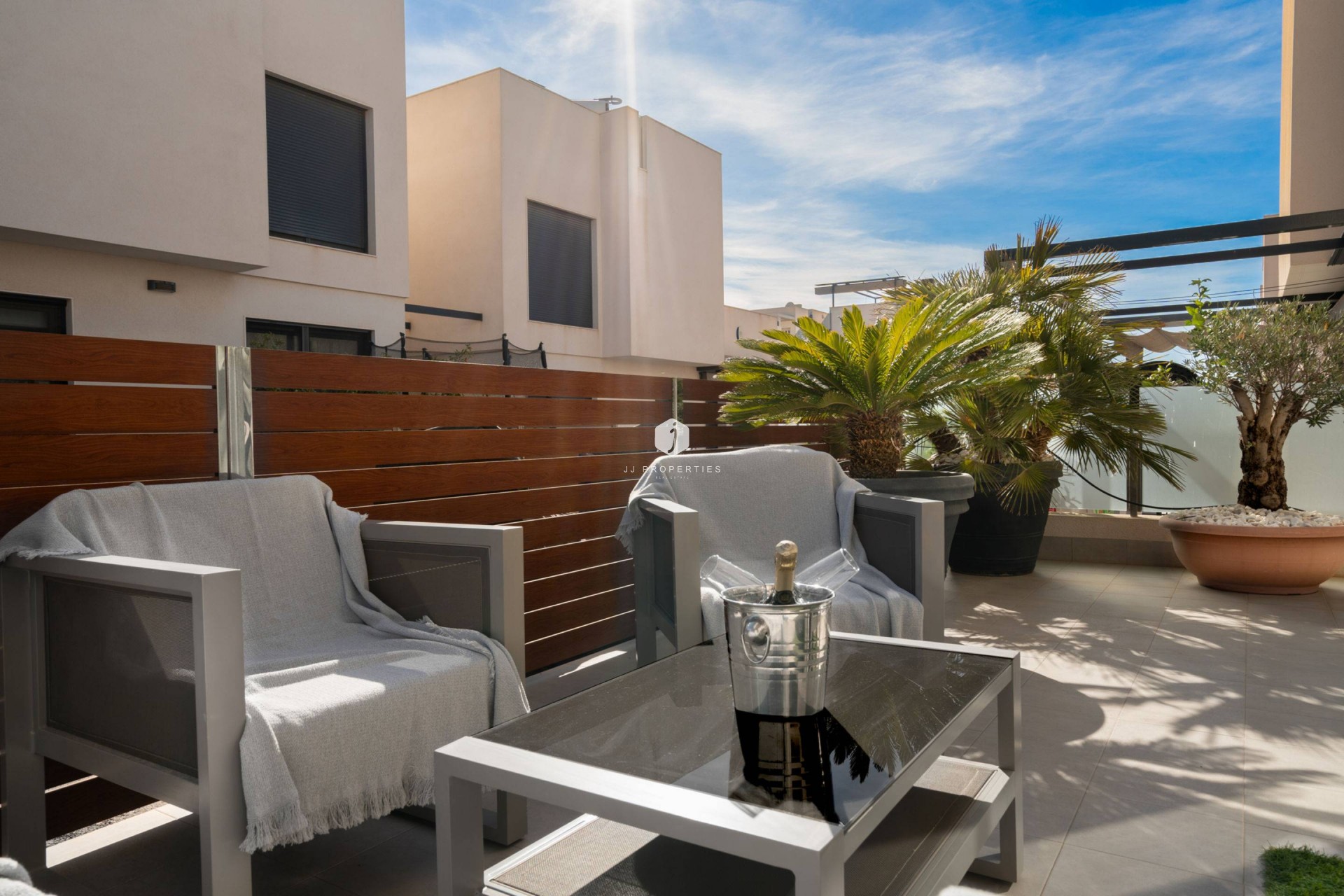 Z drugiej ręki - Villa -
Torrevieja - Aguas Nuevas 2