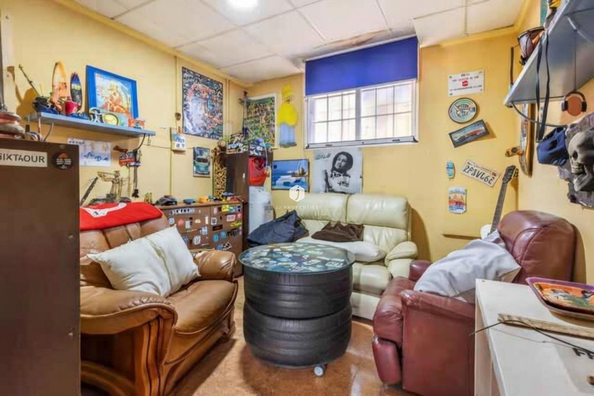 Z drugiej ręki - Villa -
Torrevieja - aguas nuevas