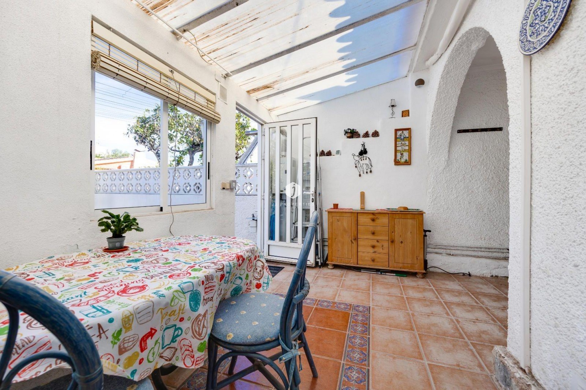 Z drugiej ręki - Villa -
Torrevieja - Calas blanca