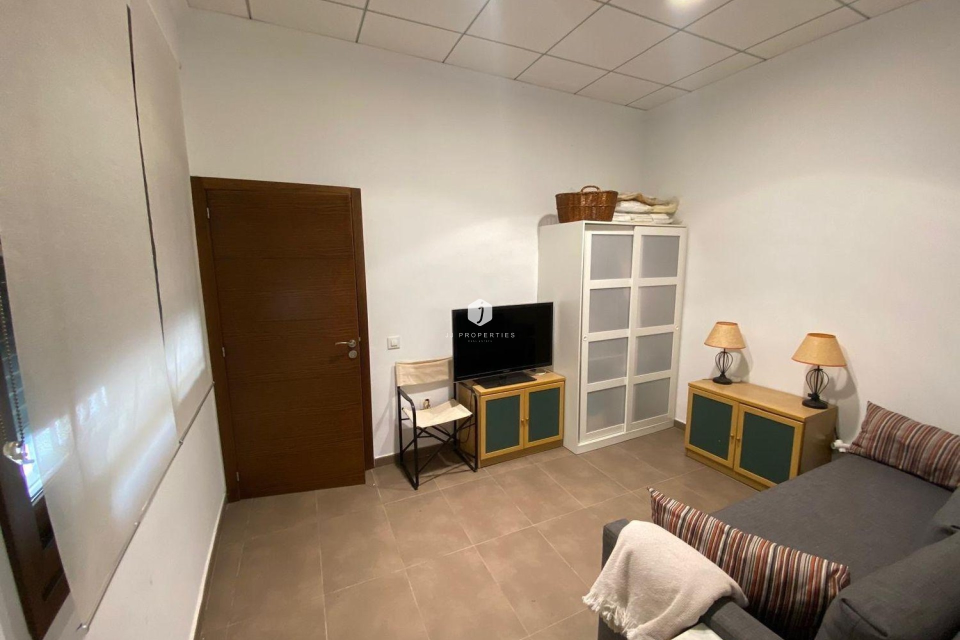 Z drugiej ręki - Villa -
Torrevieja - Centro - Muelle Pesquero