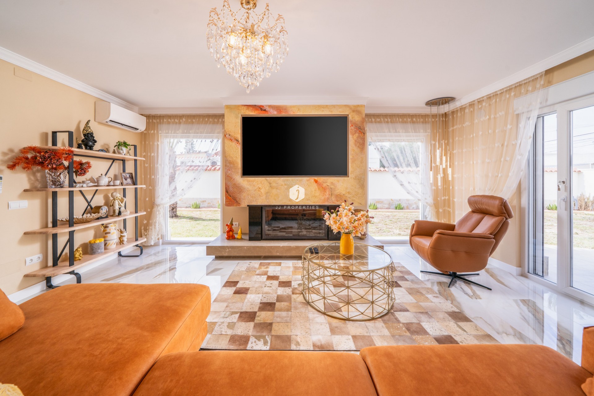 Z drugiej ręki - Villa -
Torrevieja - Costa Blanca