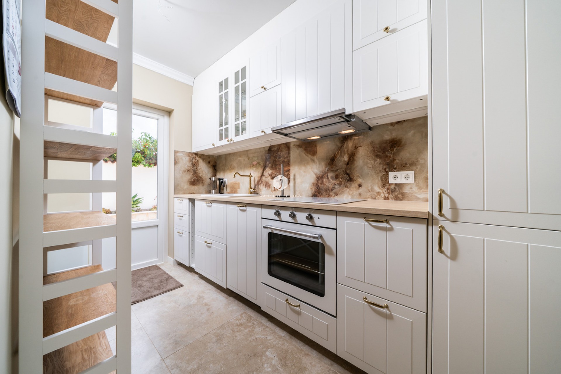 Z drugiej ręki - Villa -
Torrevieja - Costa Blanca