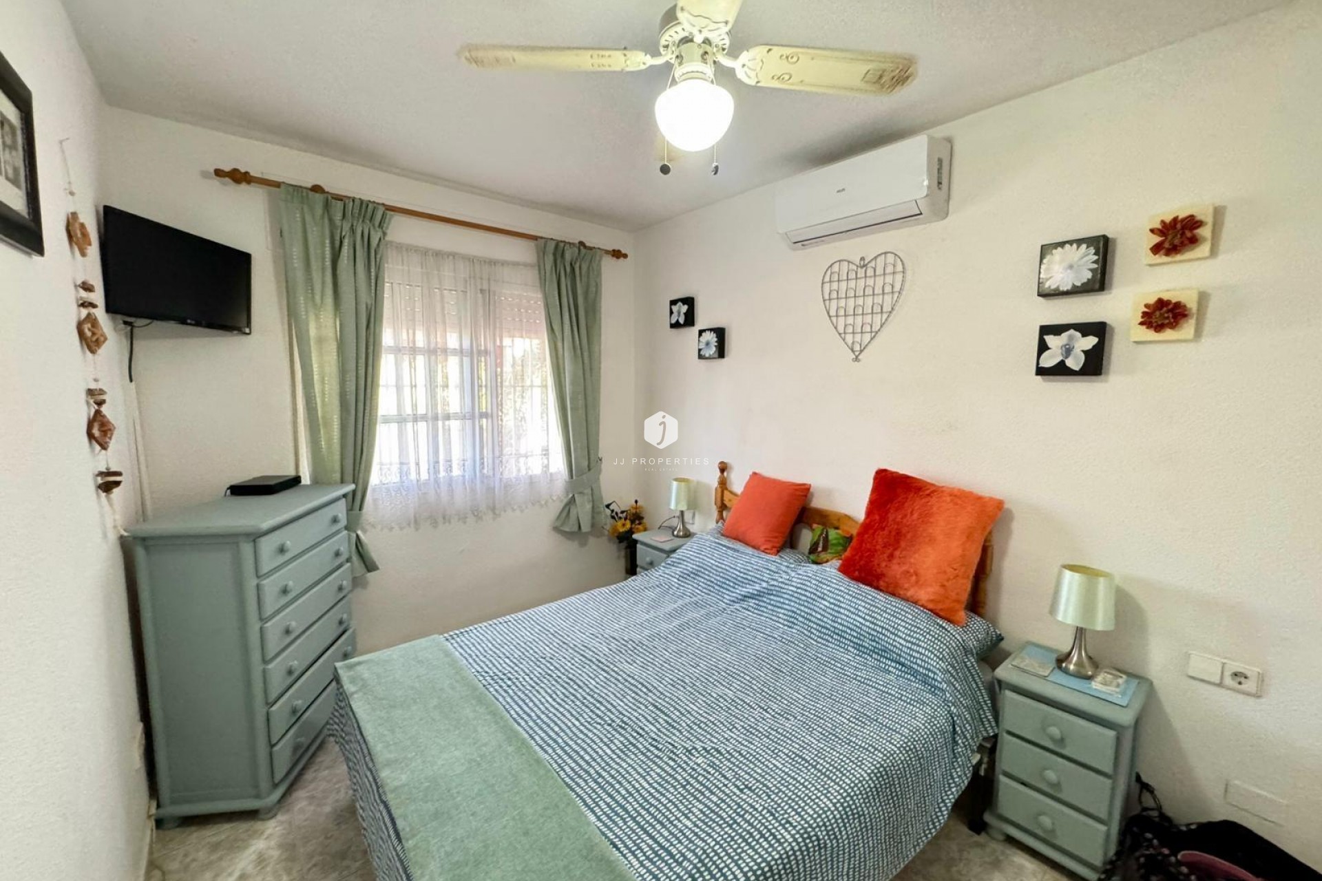 Z drugiej ręki - Villa -
Torrevieja - Costa Blanca