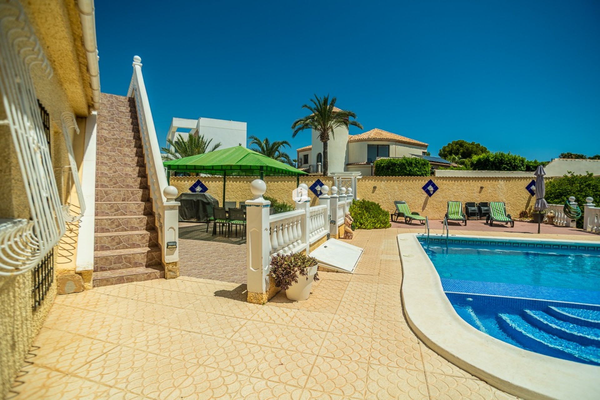 Z drugiej ręki - Villa -
Torrevieja - Costa Blanca