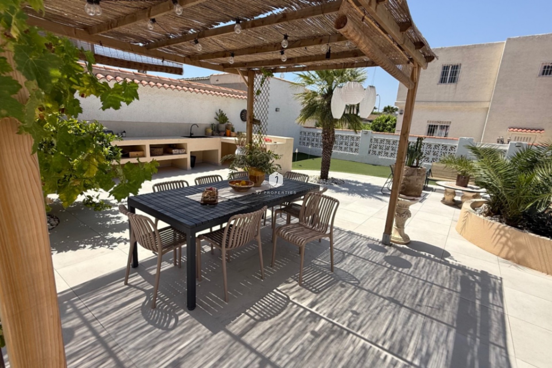 Z drugiej ręki - Villa -
Torrevieja - Costa Blanca