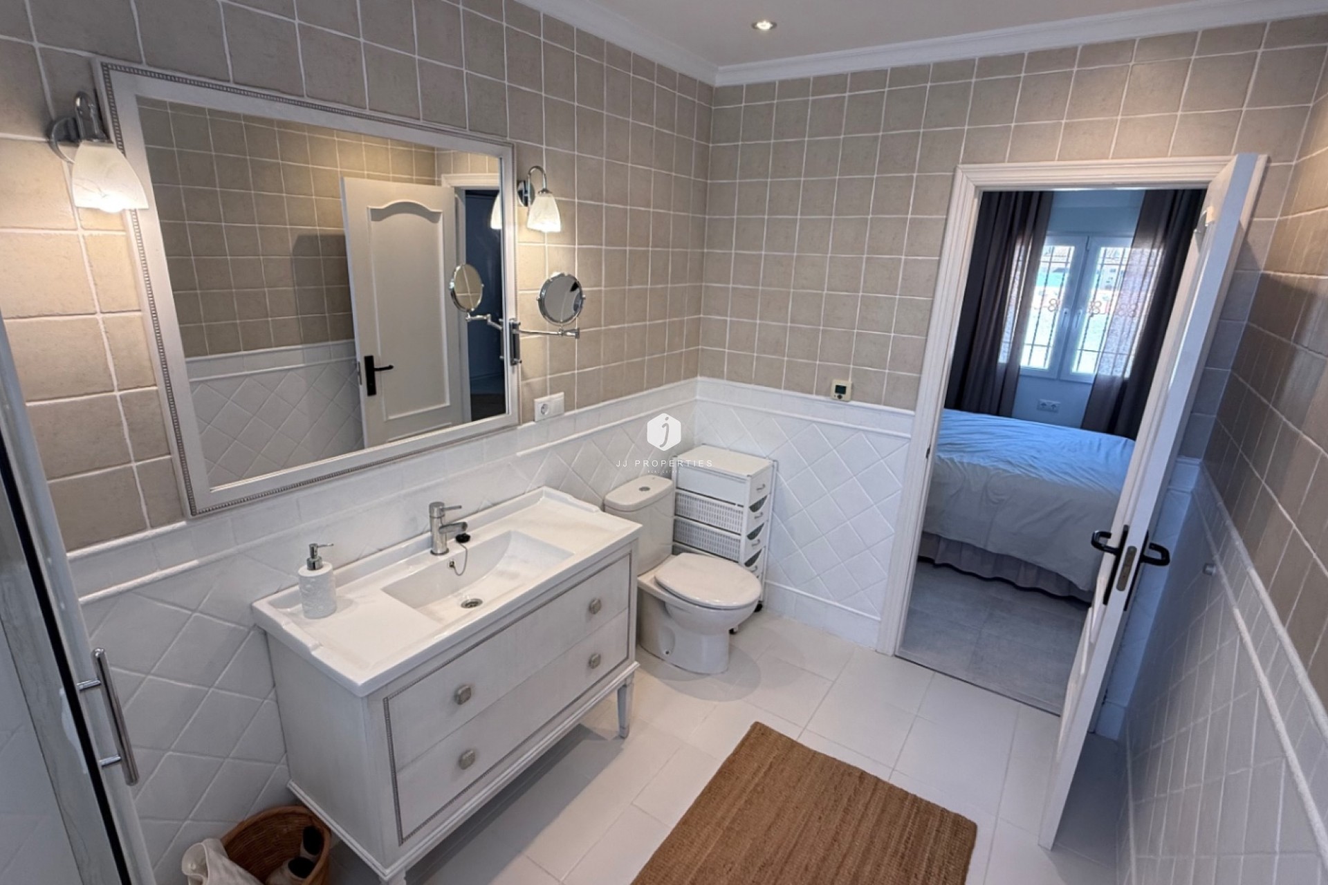 Z drugiej ręki - Villa -
Torrevieja - Costa Blanca