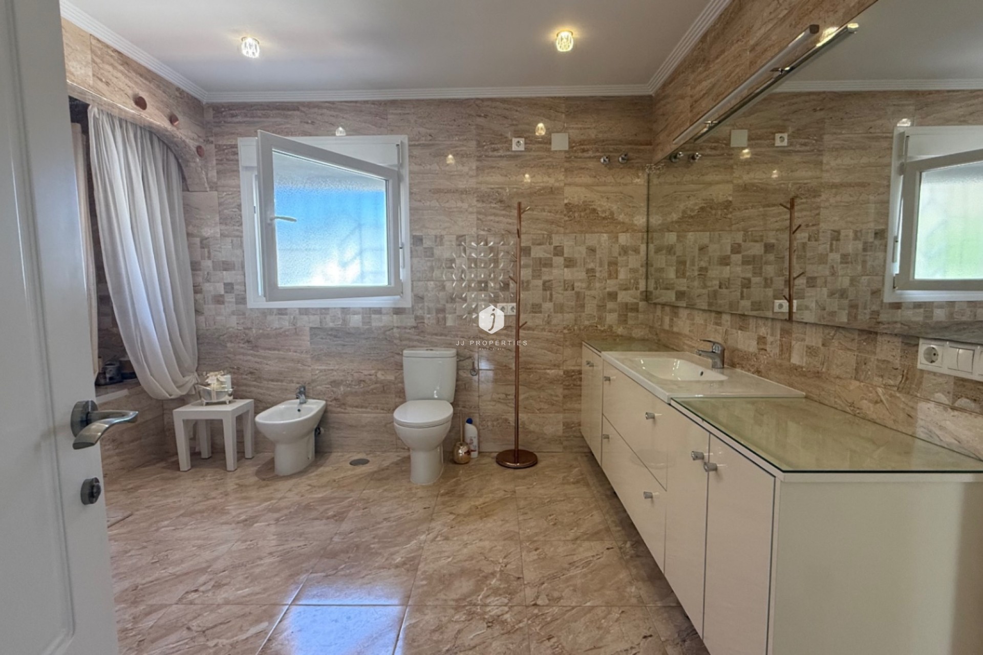 Z drugiej ręki - Villa -
Torrevieja - Costa Blanca