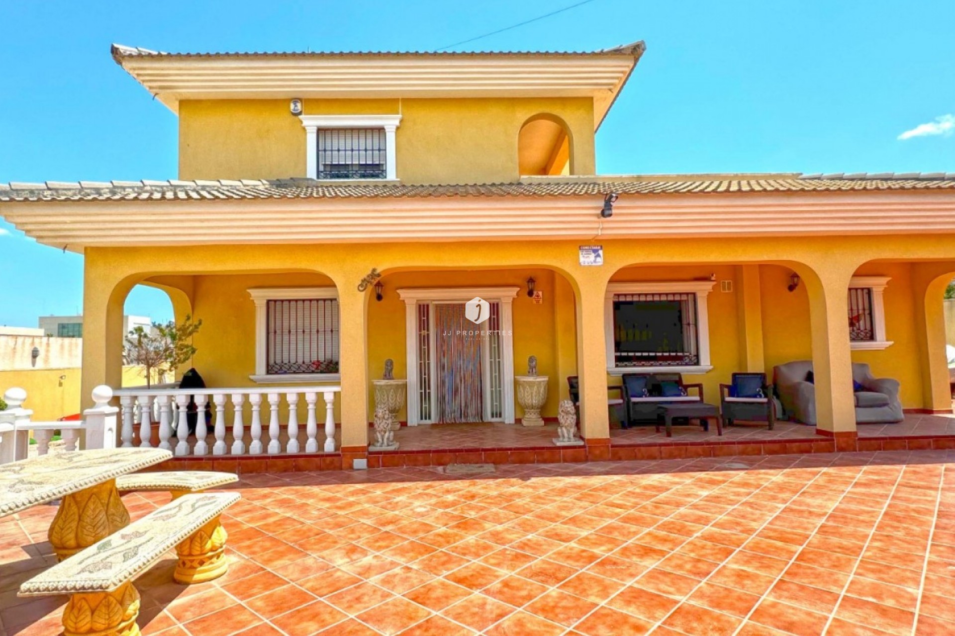 Z drugiej ręki - Villa -
Torrevieja - Costa Blanca