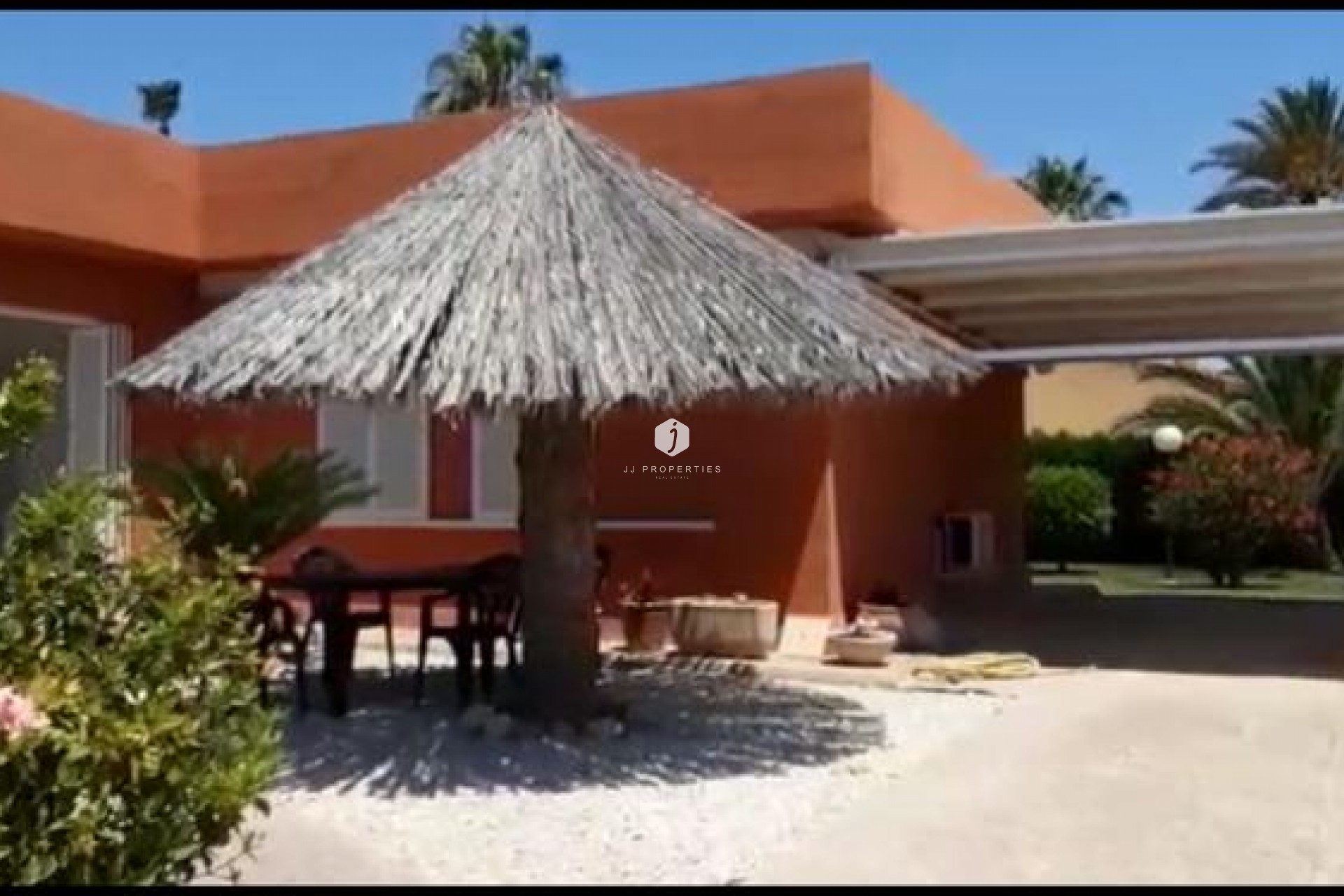 Z drugiej ręki - Villa -
Torrevieja - Costa Blanca