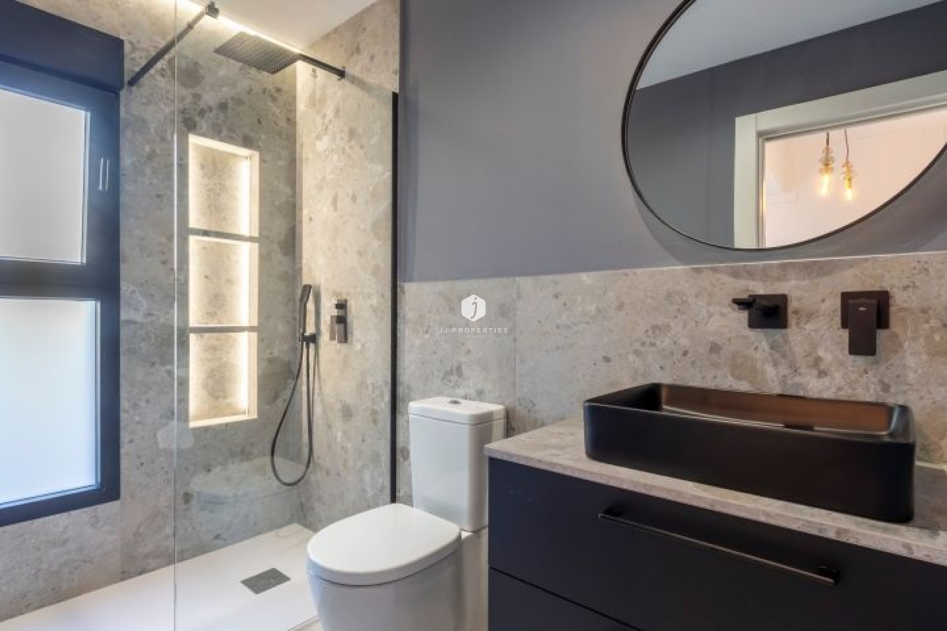 Z drugiej ręki - Villa -
Torrevieja - Costa Blanca