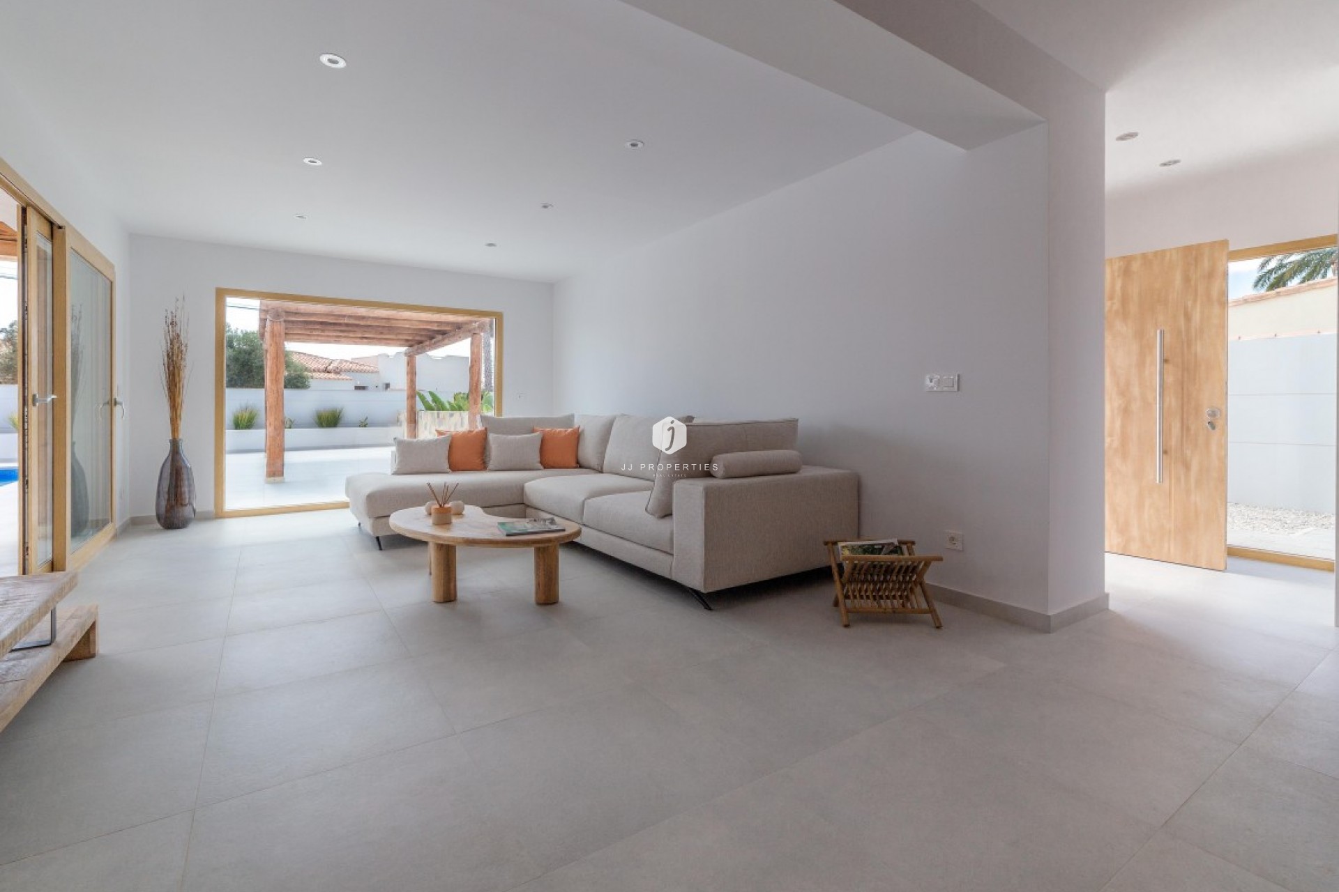 Z drugiej ręki - Villa -
Torrevieja - Costa Blanca