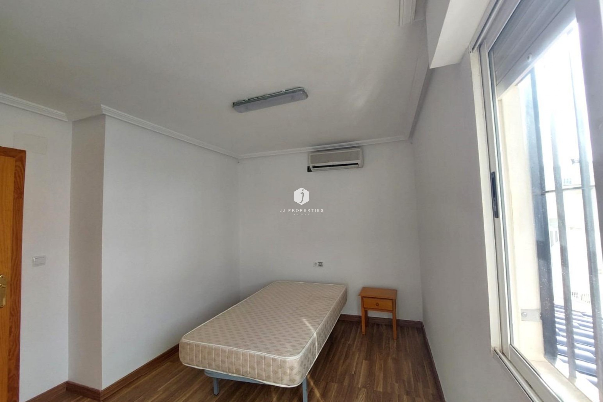 Z drugiej ręki - Villa -
Torrevieja - Costa Blanca