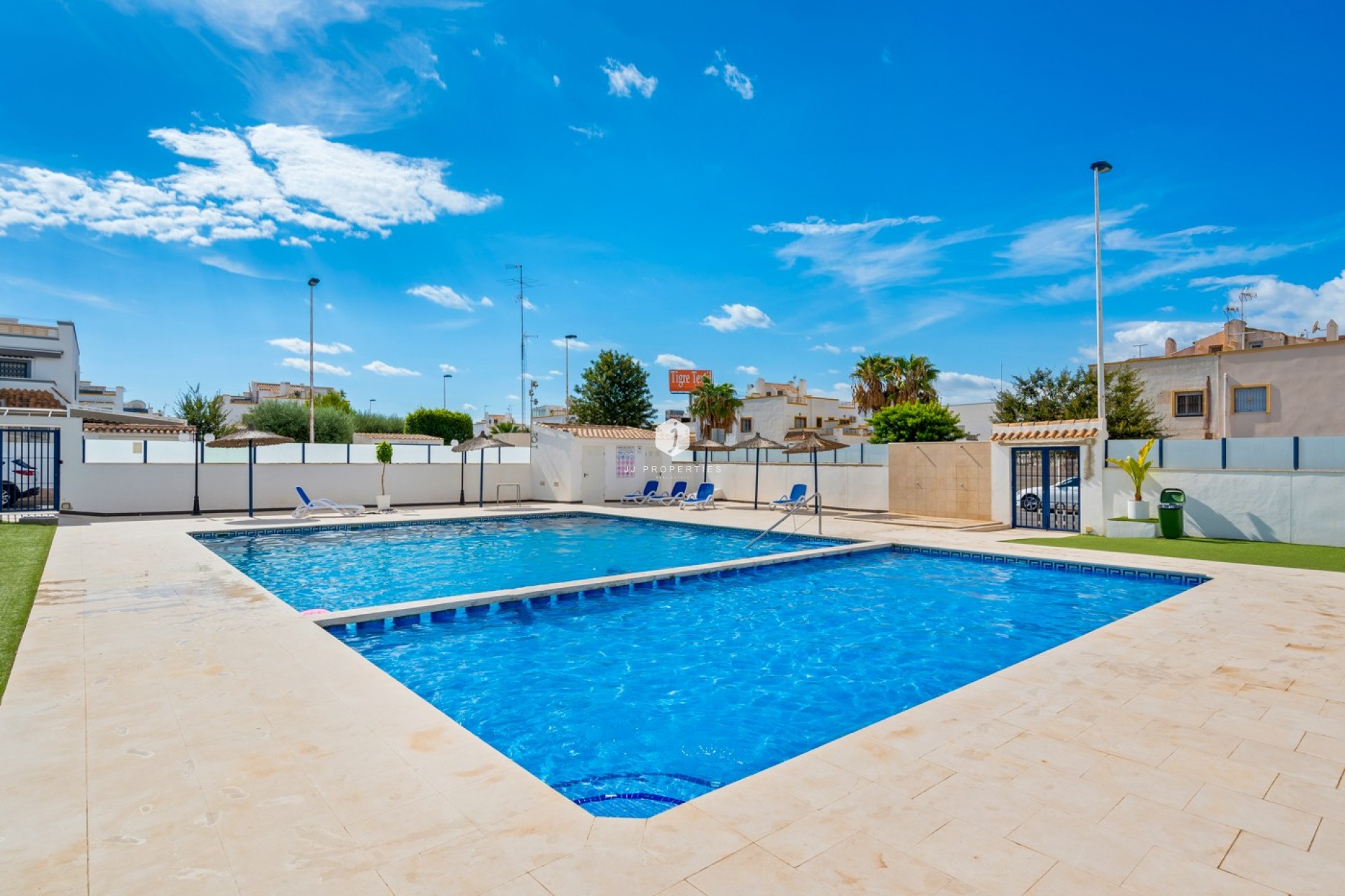 Z drugiej ręki - Villa -
Torrevieja - Costa Blanca