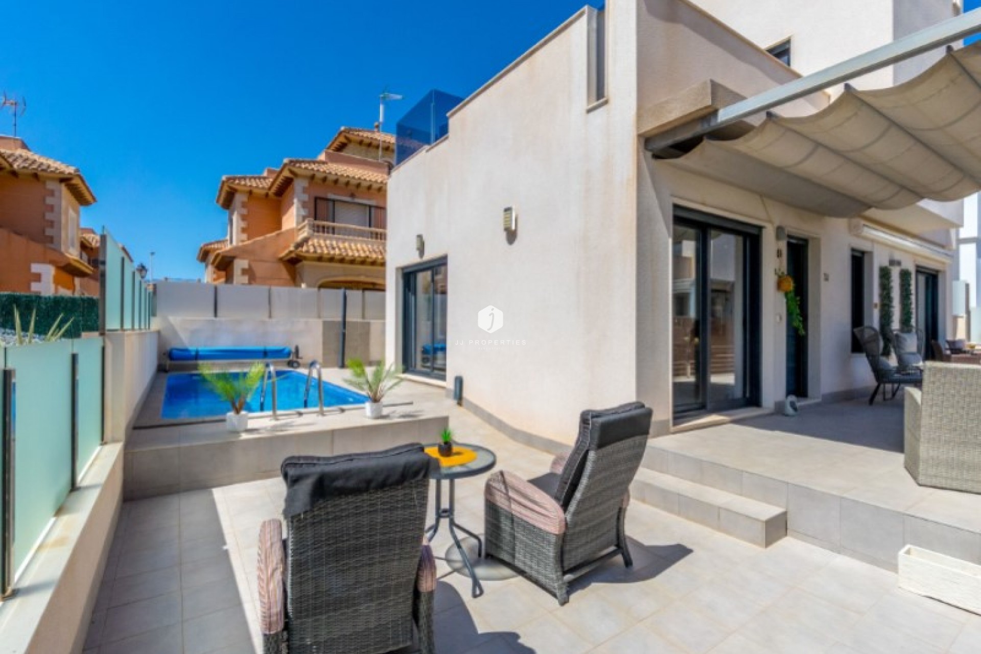 Z drugiej ręki - Villa -
Torrevieja - Costa Blanca