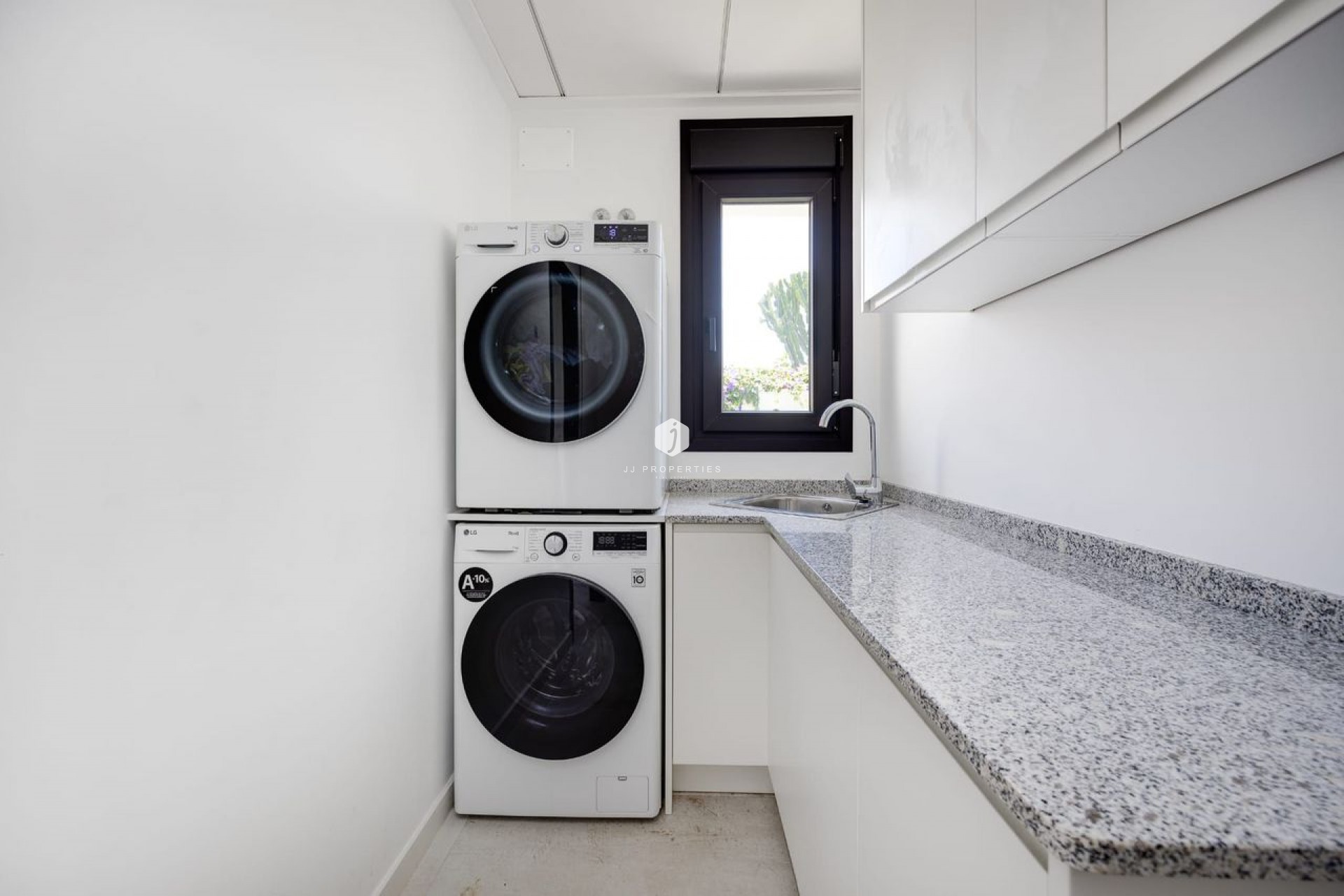 Z drugiej ręki - Villa -
Torrevieja - Costa Blanca