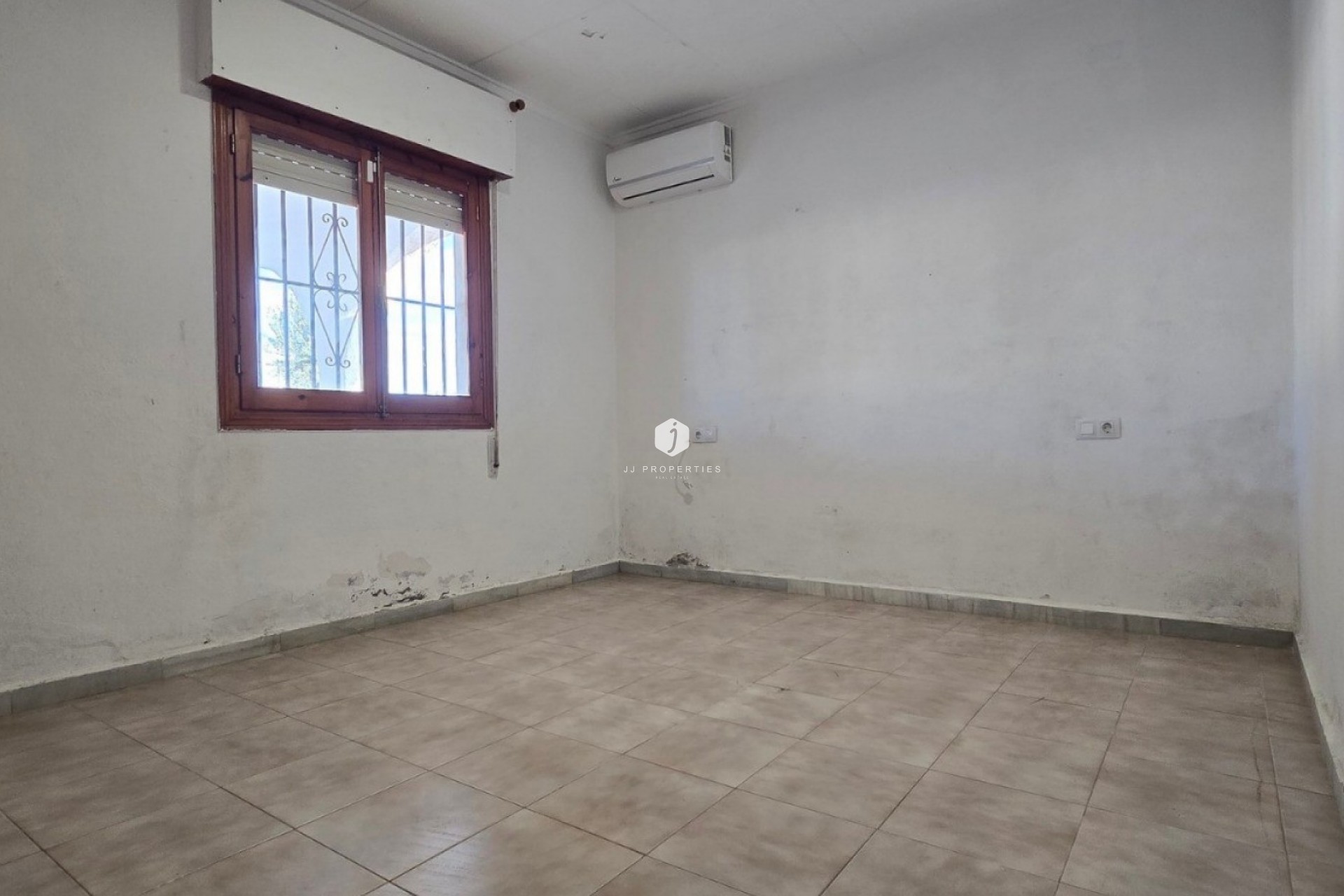 Z drugiej ręki - Villa -
Torrevieja - Costa Blanca