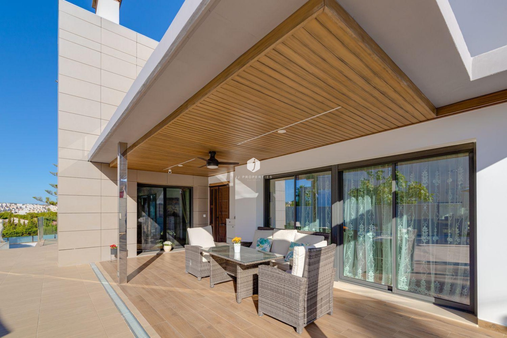 Z drugiej ręki - Villa -
Torrevieja - Costa Blanca