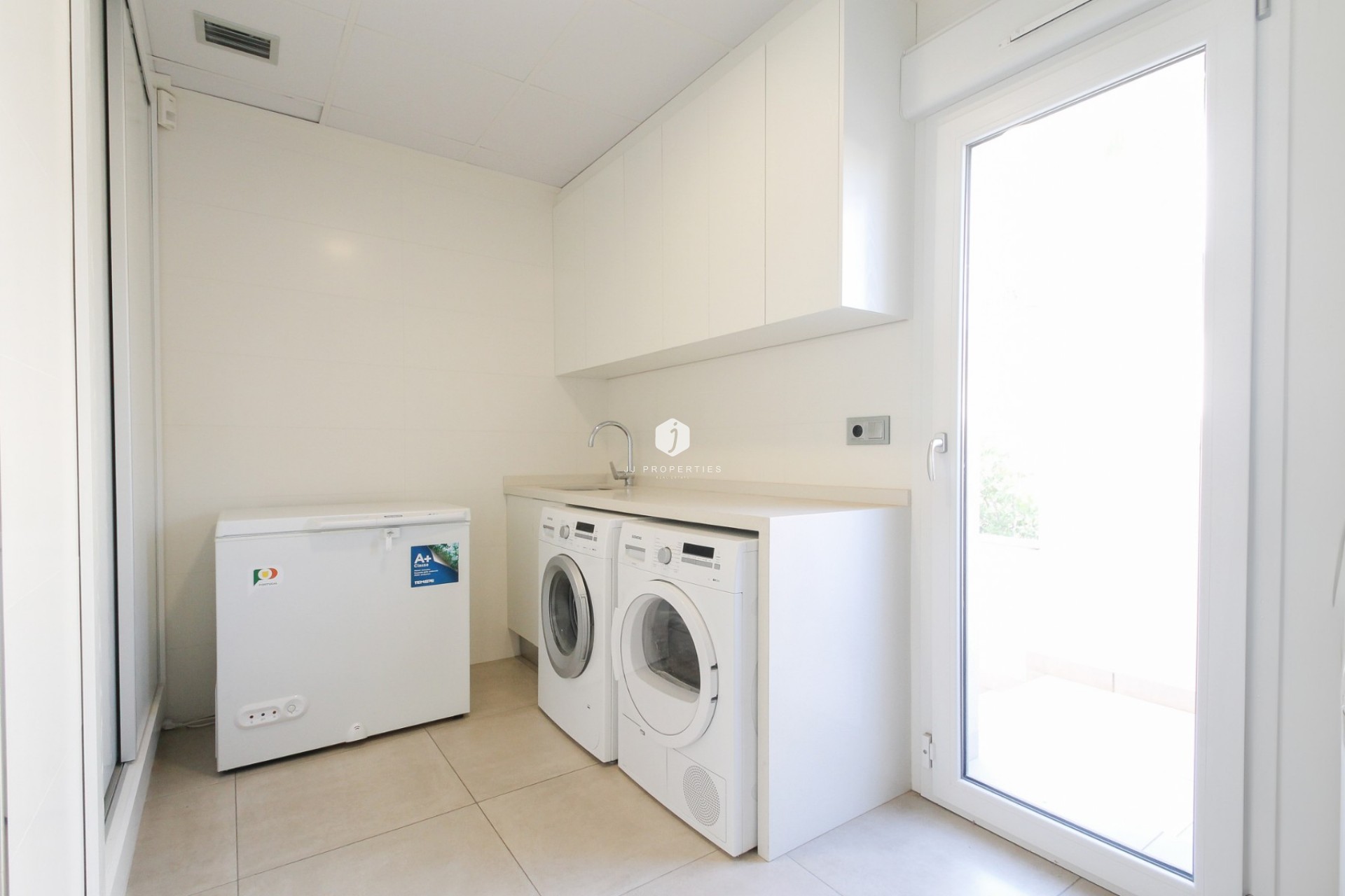 Z drugiej ręki - Villa -
Torrevieja - Costa Blanca