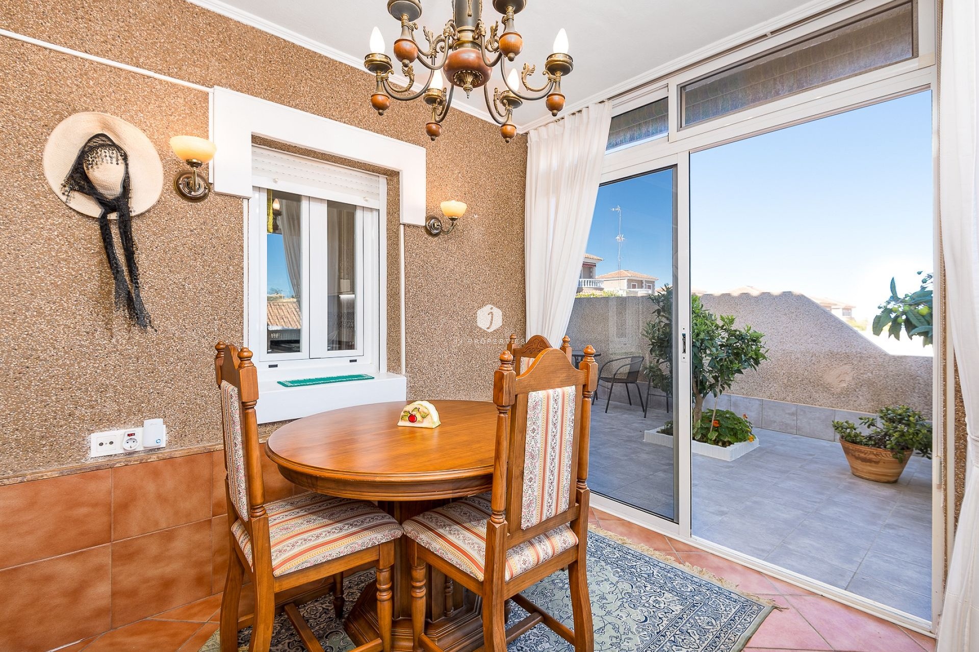 Z drugiej ręki - Villa -
Torrevieja - Costa Blanca