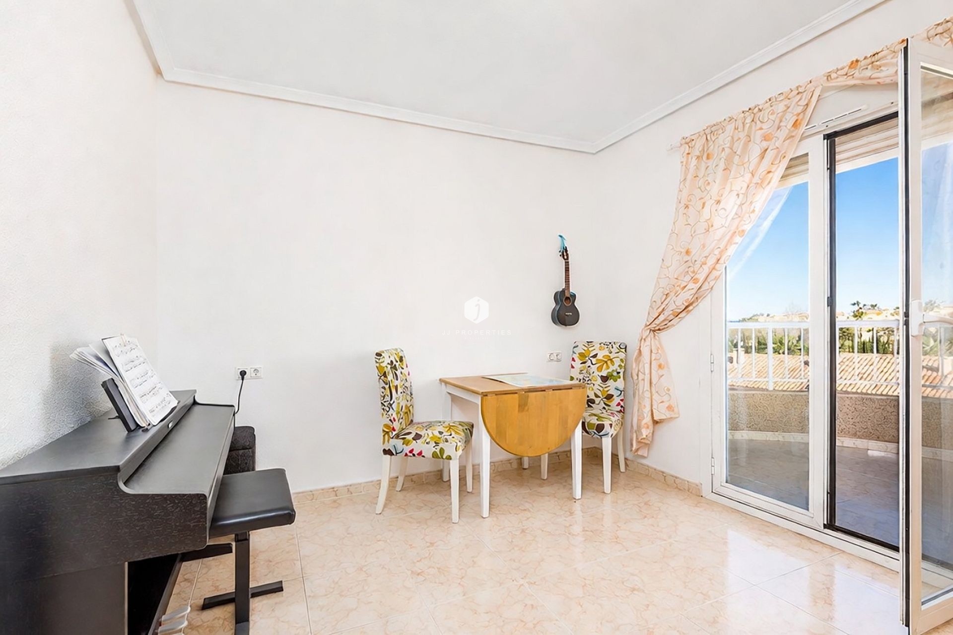 Z drugiej ręki - Villa -
Torrevieja - Costa Blanca