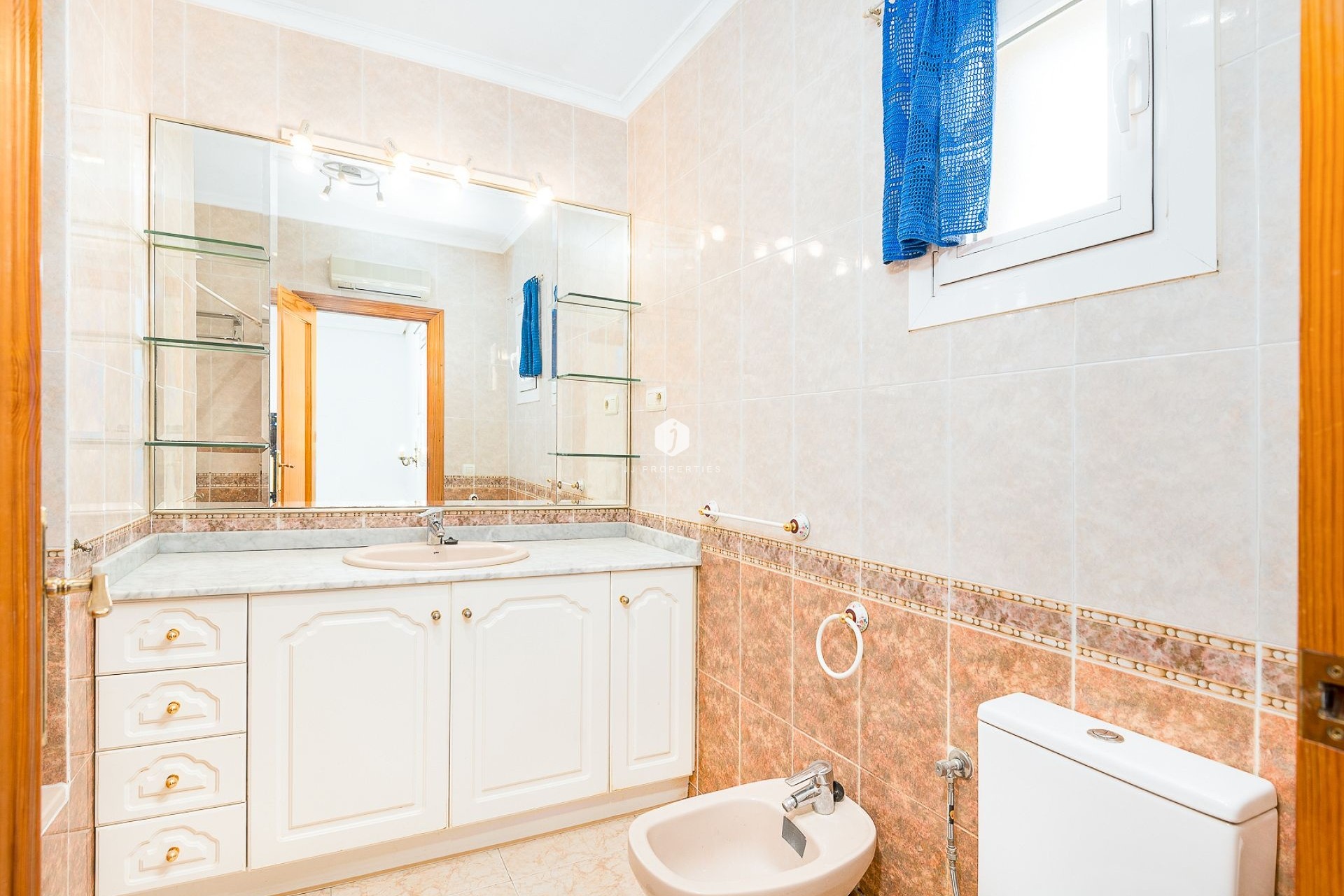 Z drugiej ręki - Villa -
Torrevieja - Costa Blanca