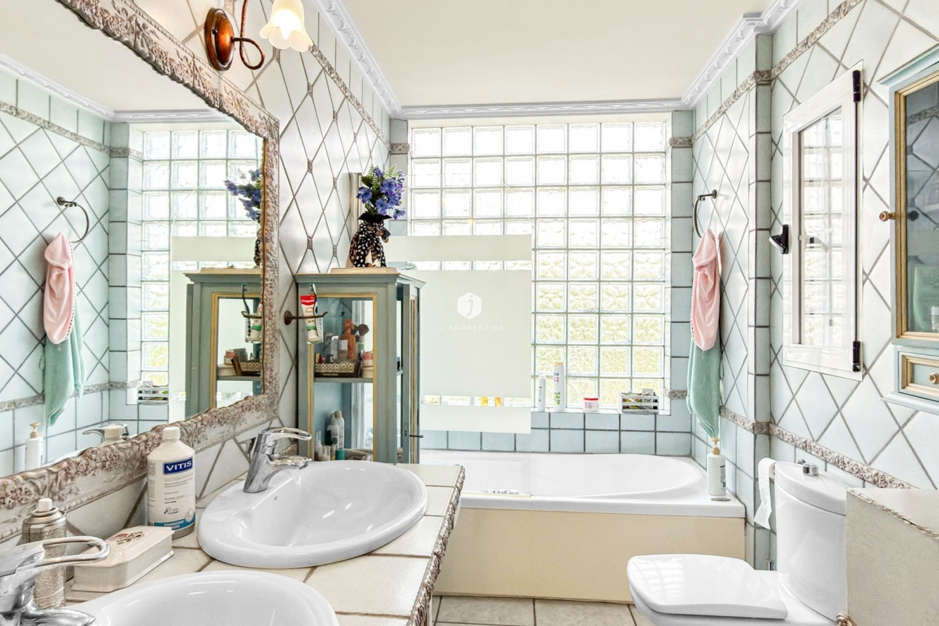 Z drugiej ręki - Villa -
Torrevieja - Costa Blanca