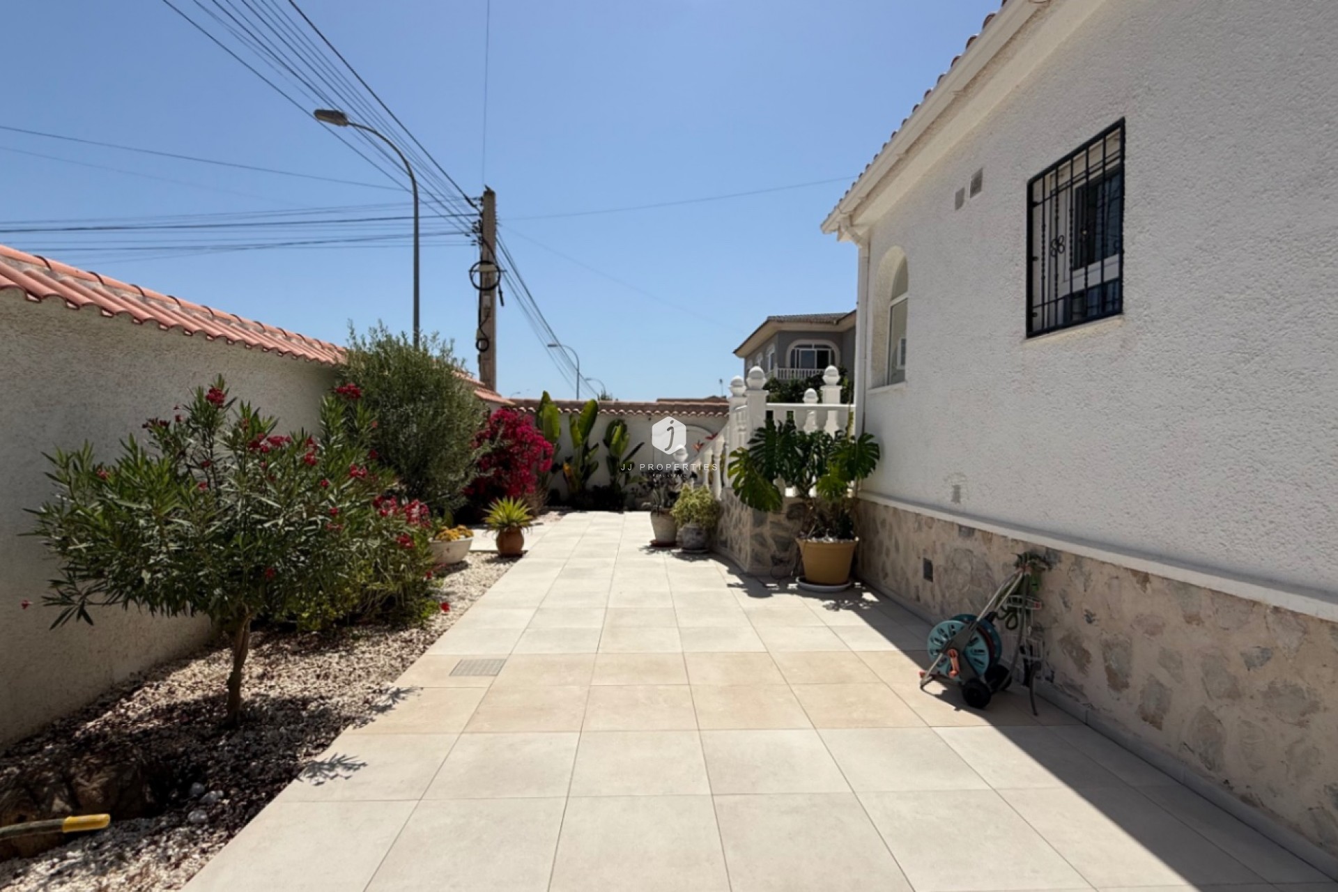 Z drugiej ręki - Villa -
Torrevieja - Costa Blanca