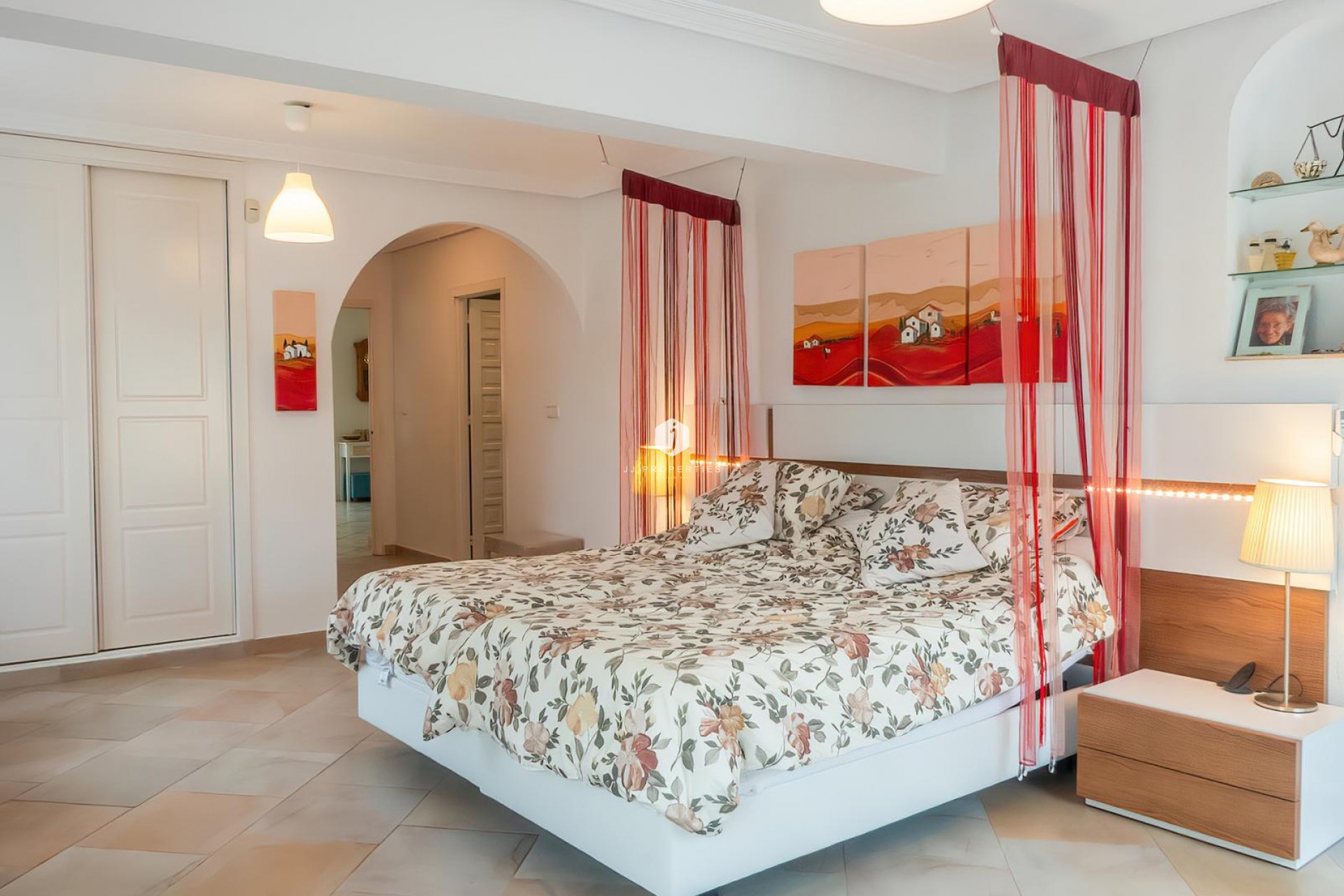 Z drugiej ręki - Villa -
Torrevieja - Costa Blanca