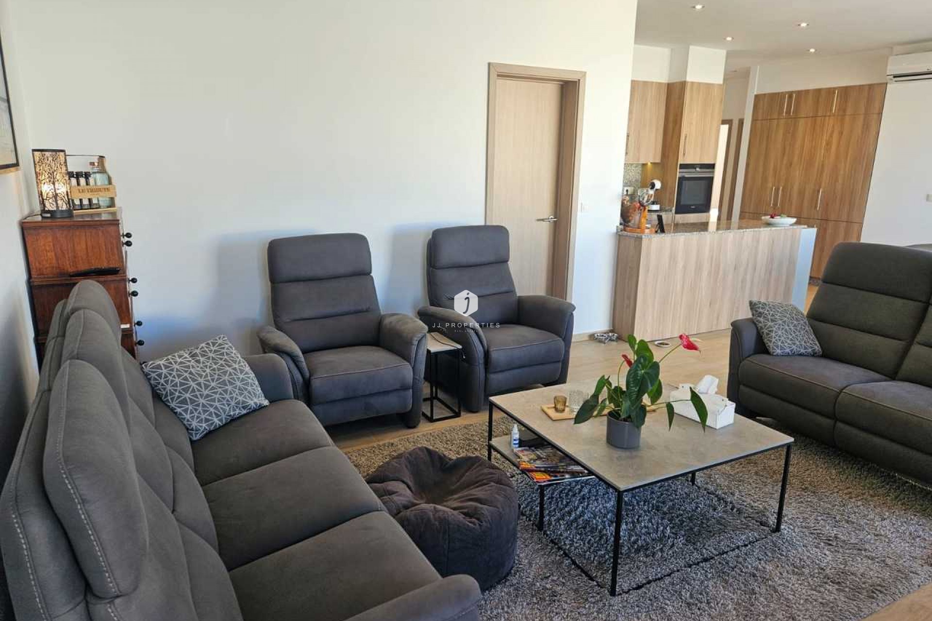 Z drugiej ręki - Villa -
Torrevieja - Costa Blanca