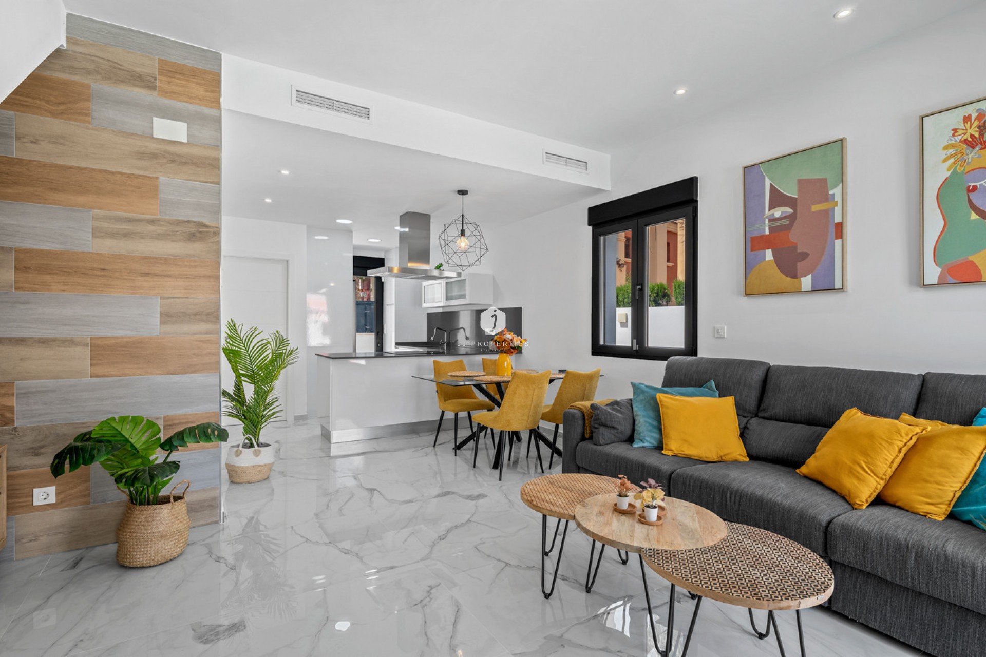 Z drugiej ręki - Villa -
Torrevieja - Costa Blanca