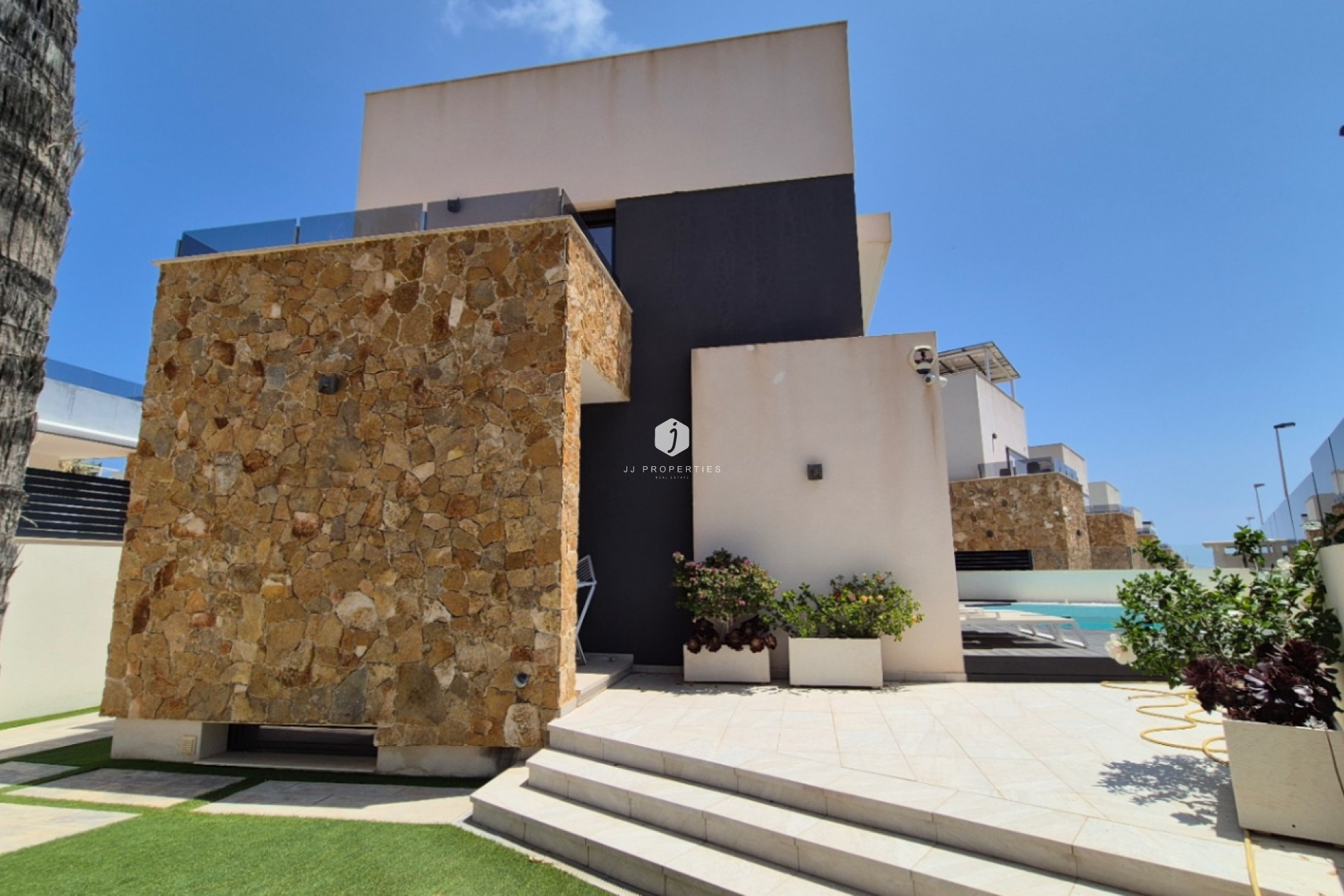 Z drugiej ręki - Villa -
Torrevieja - Costa Blanca