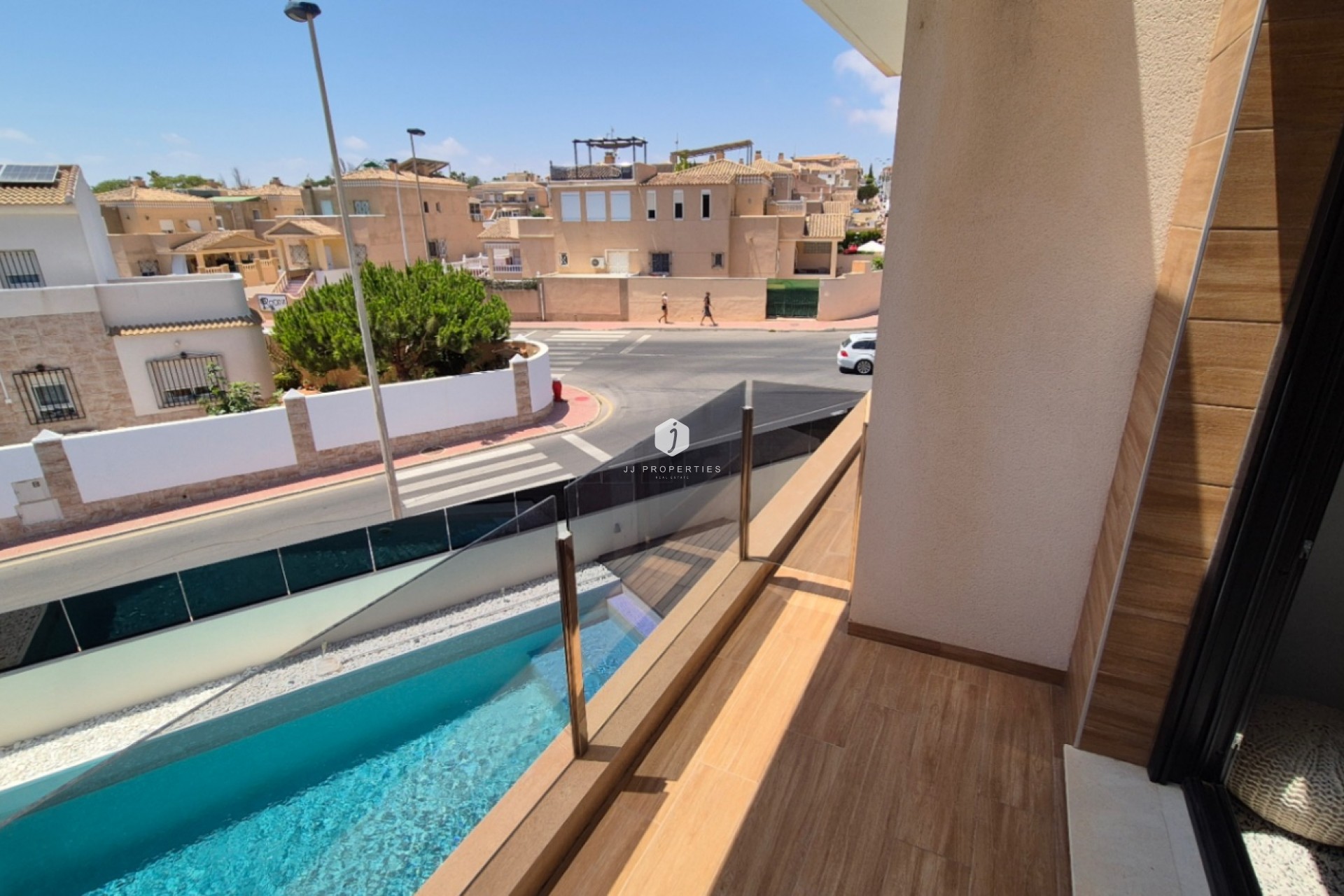 Z drugiej ręki - Villa -
Torrevieja - Costa Blanca
