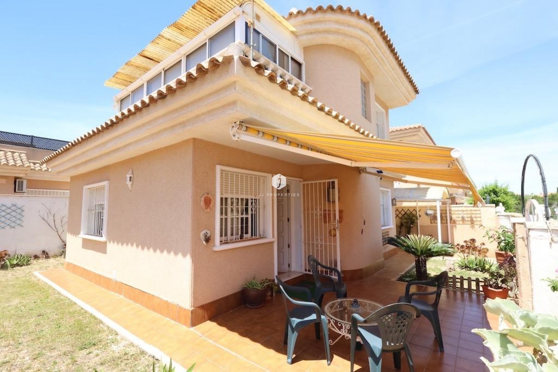 Z drugiej ręki - Villa -
Torrevieja - Costa Blanca