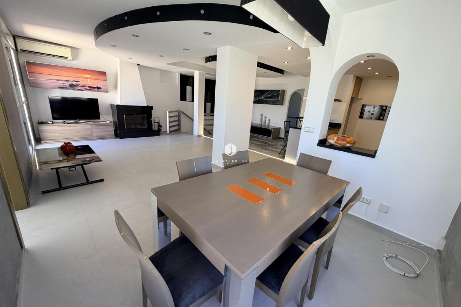 Z drugiej ręki - Villa -
Torrevieja - Costa Blanca