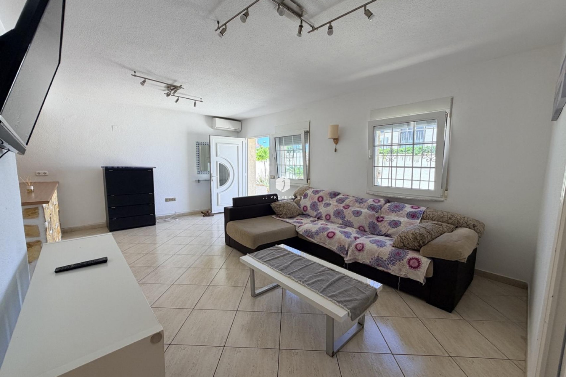 Z drugiej ręki - Villa -
Torrevieja - Costa Blanca