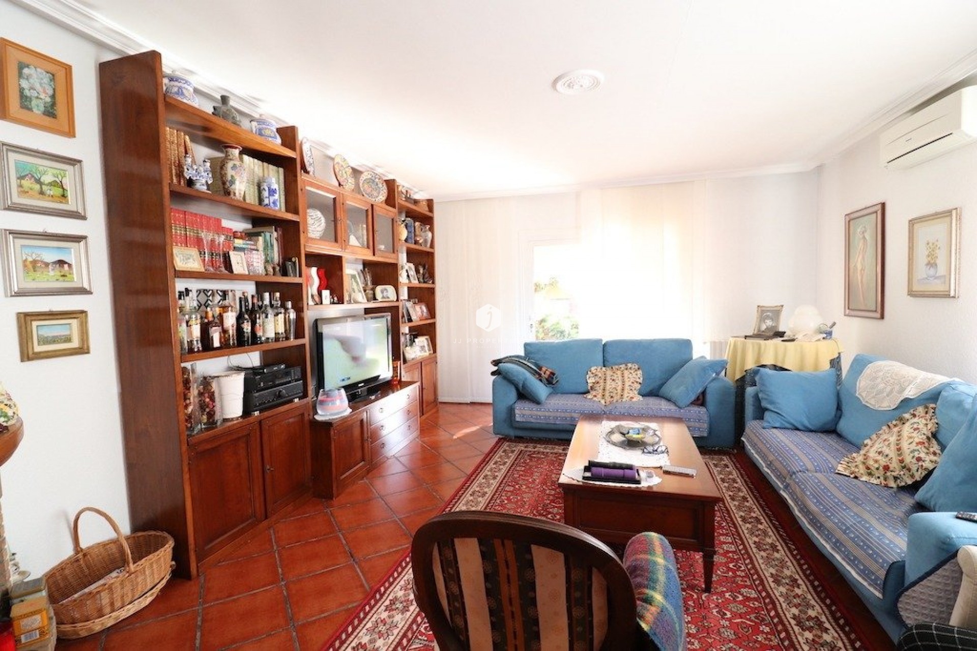 Z drugiej ręki - Villa -
Torrevieja - Costa Blanca